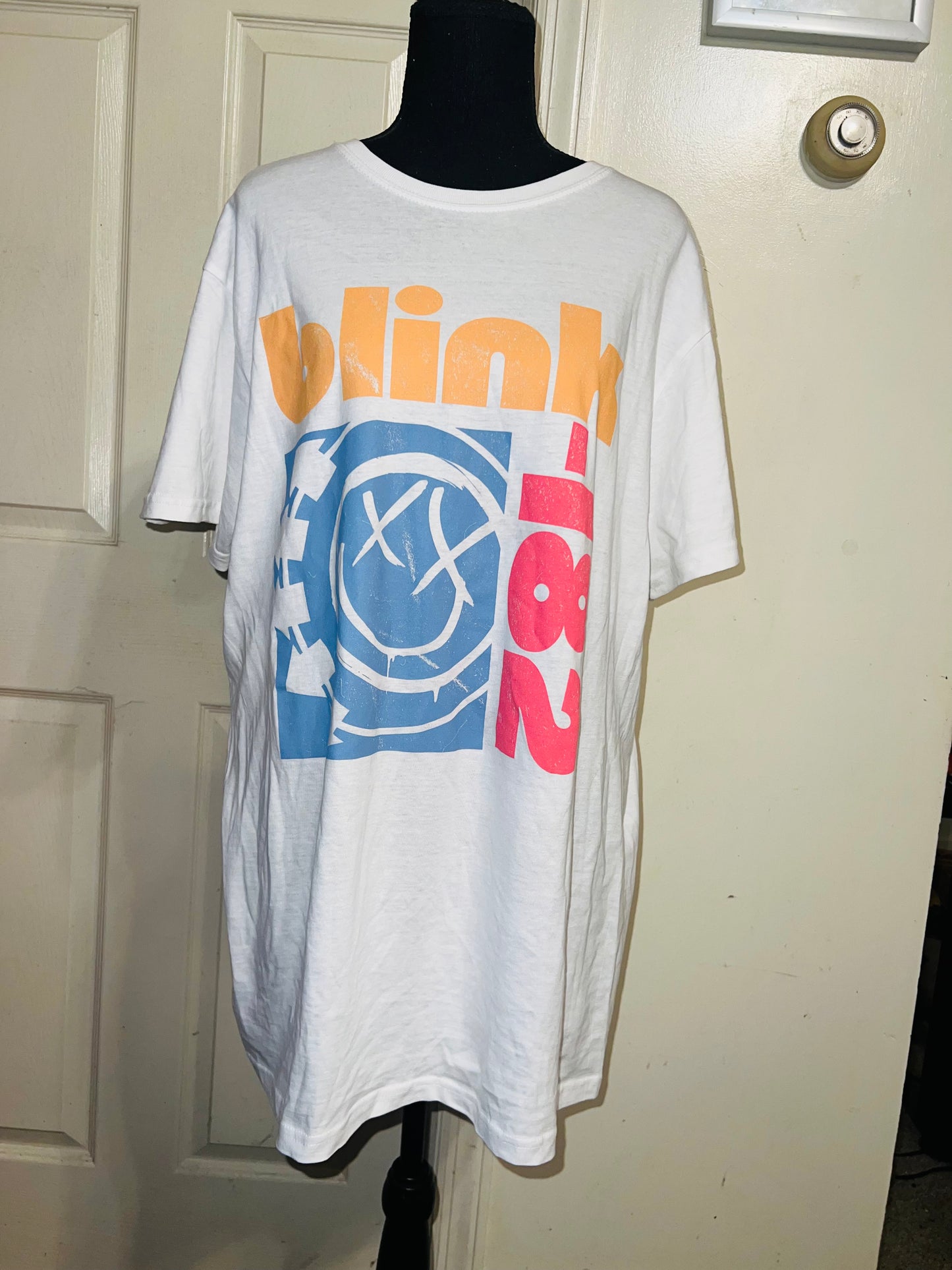 Blink 182 Oversized Distressed Tee