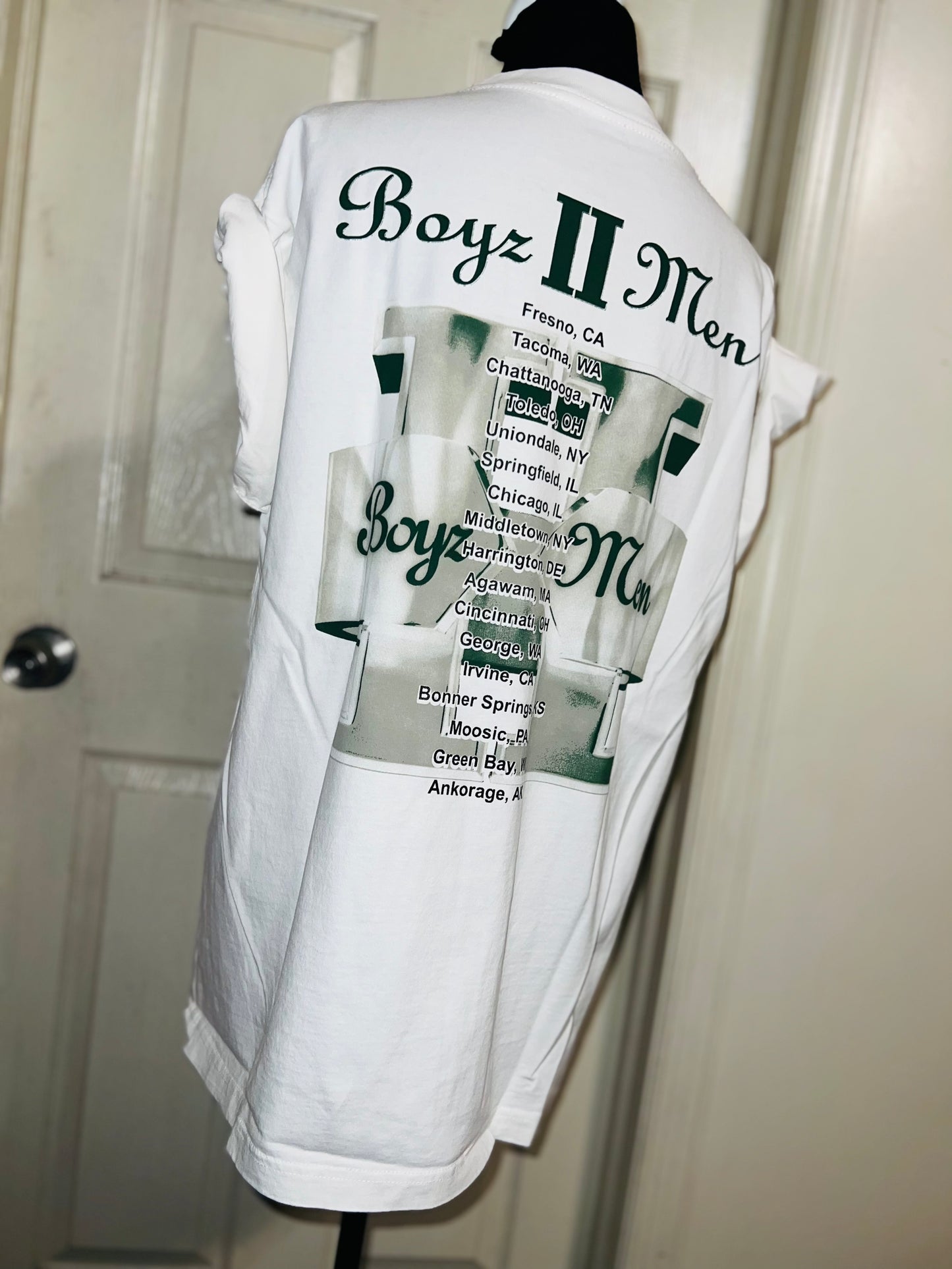 Boyz II Men Double Sided Oversized Distressed Tee