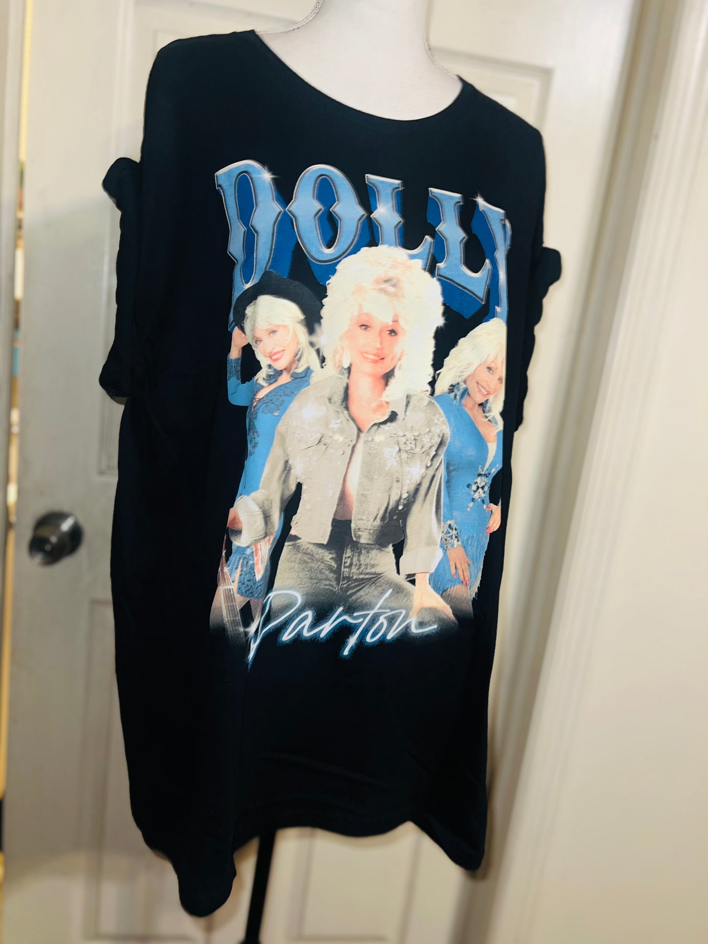 Dolly Parton Oversized Distressed Tee