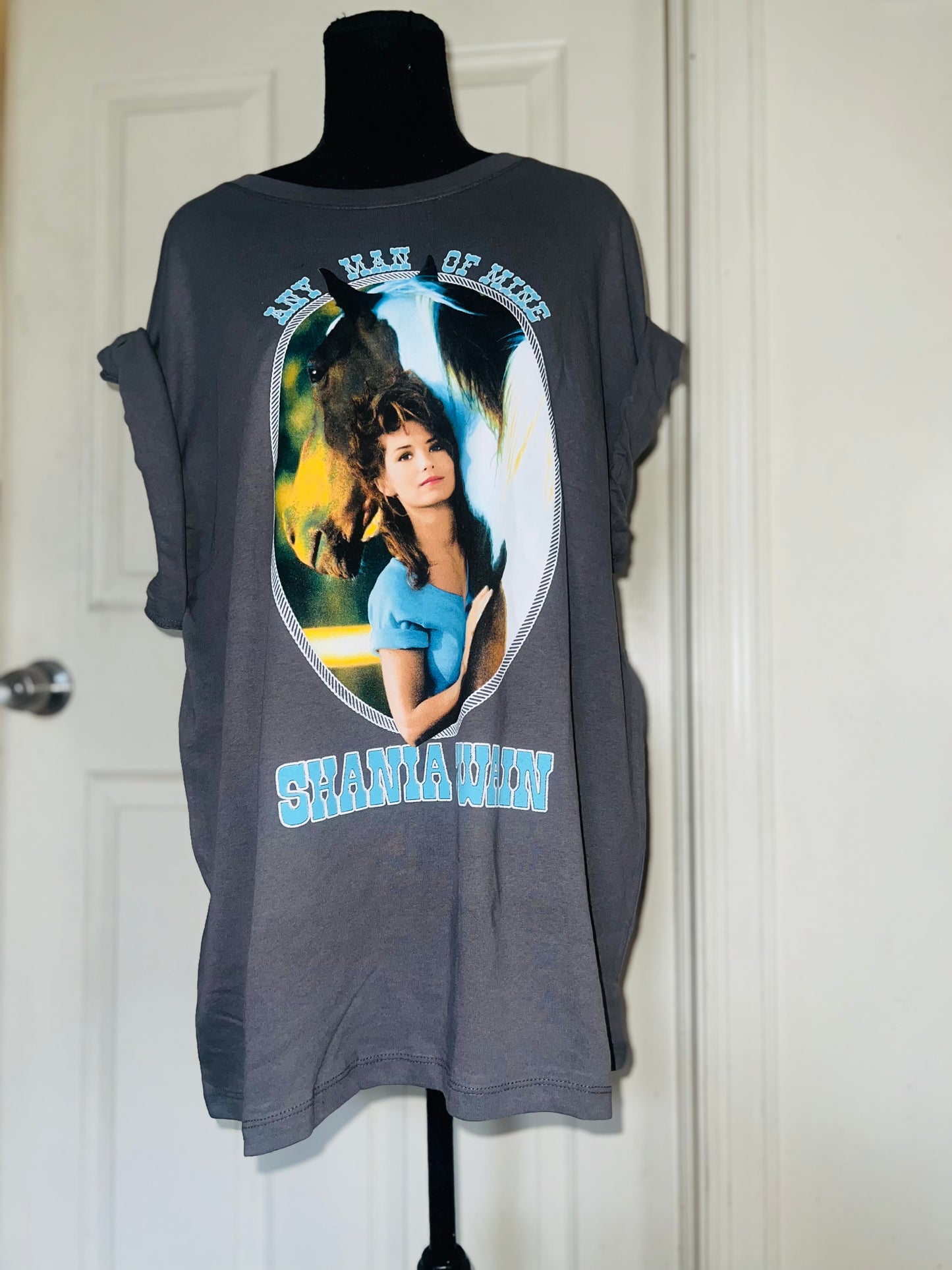 Shania Twain Oversized Distressed Tee
