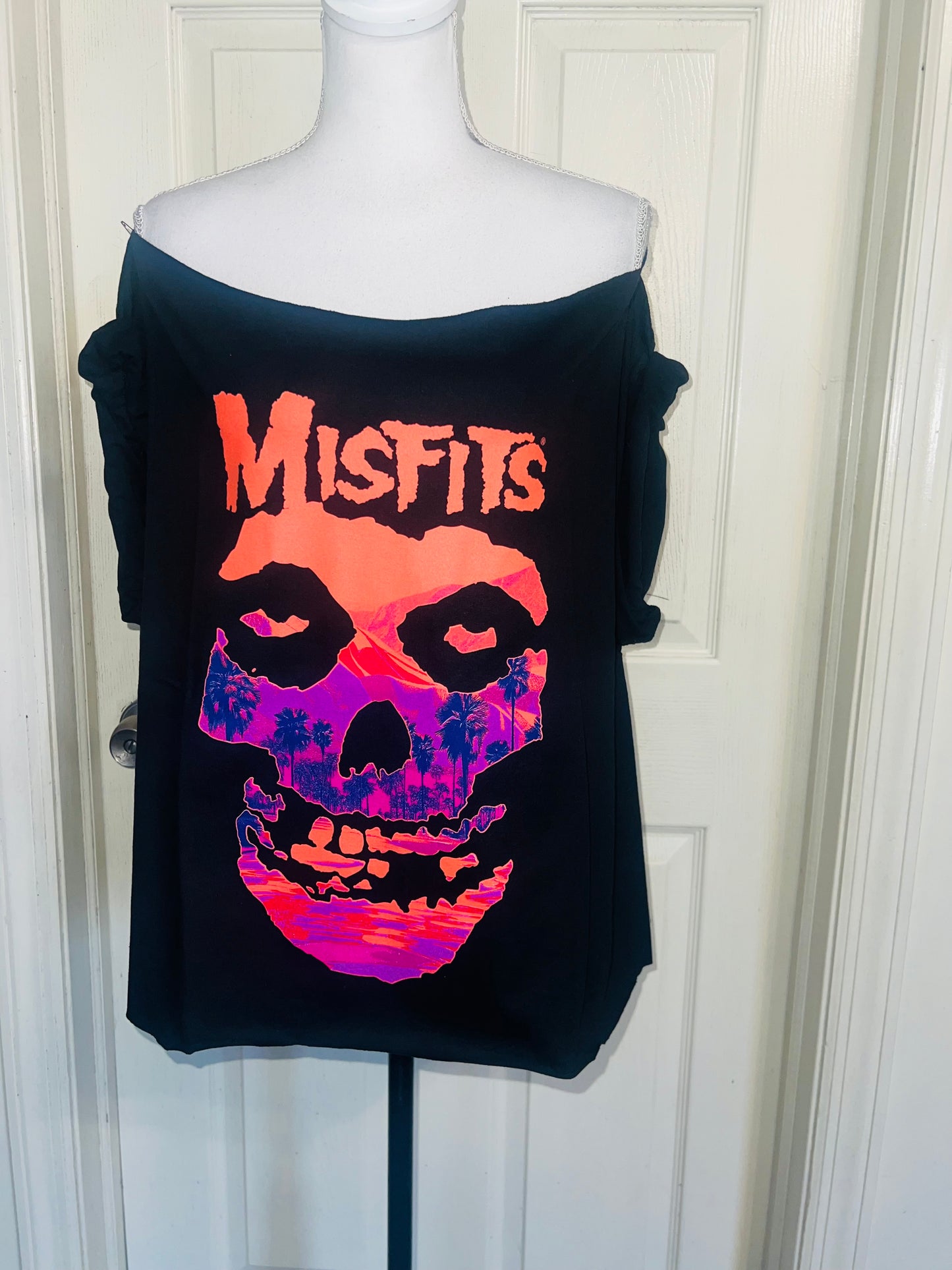 Misfits Oversized Off The Shoulder Distressed Tee