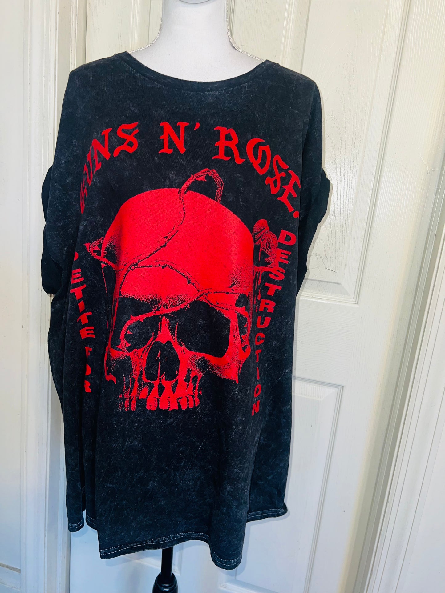 Guns N’ Roses Oversized Distressed Tee