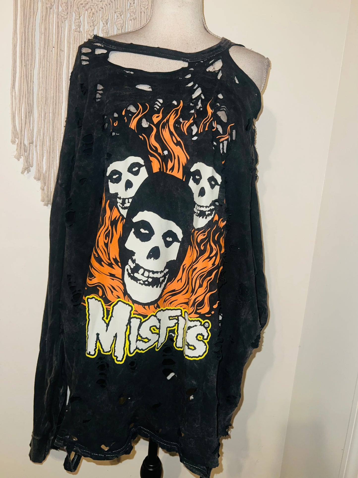 Misfits Oversized Distressed Long Sleeve Tee