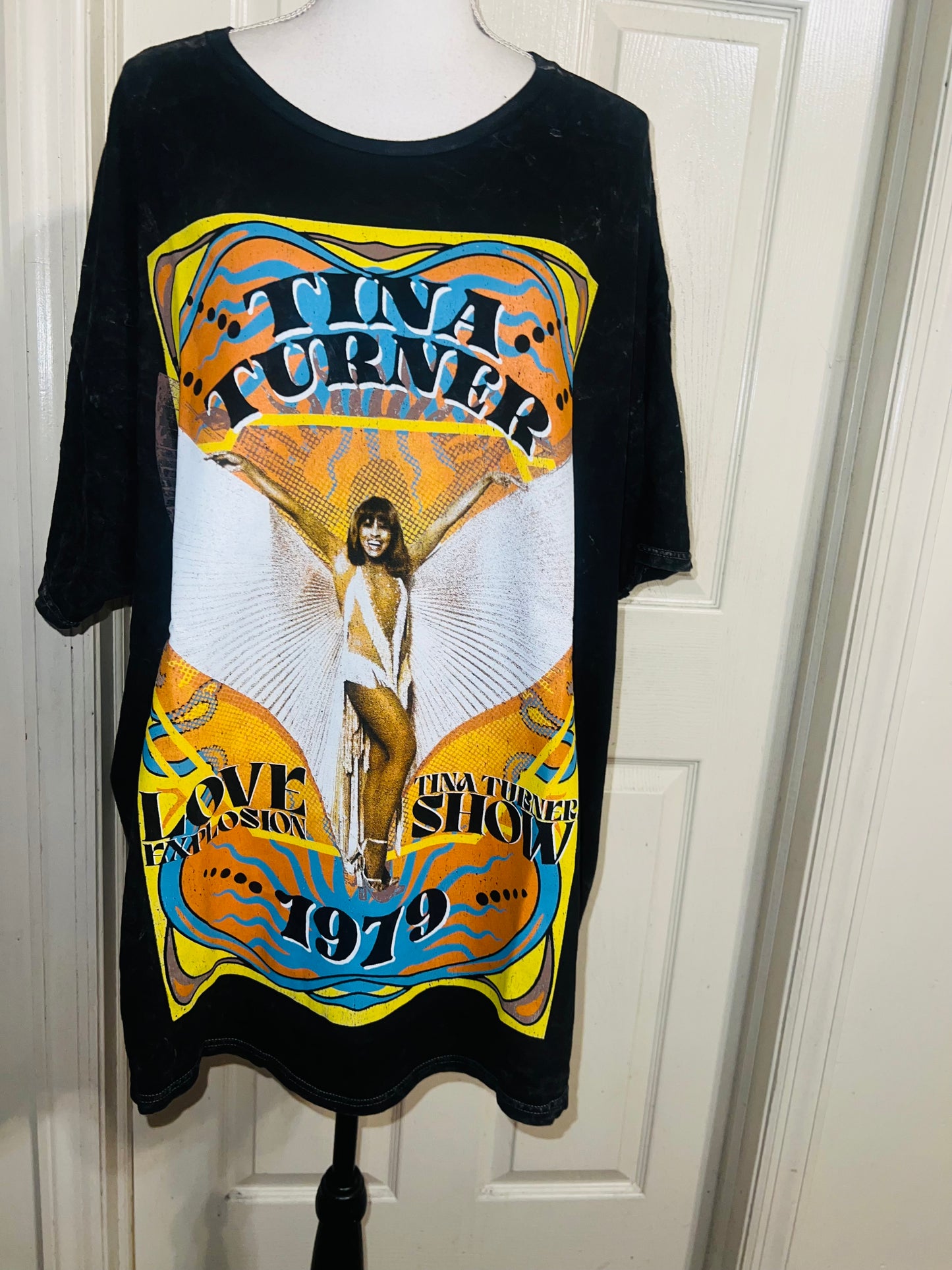Tina Turner Oversized Distressed Tee