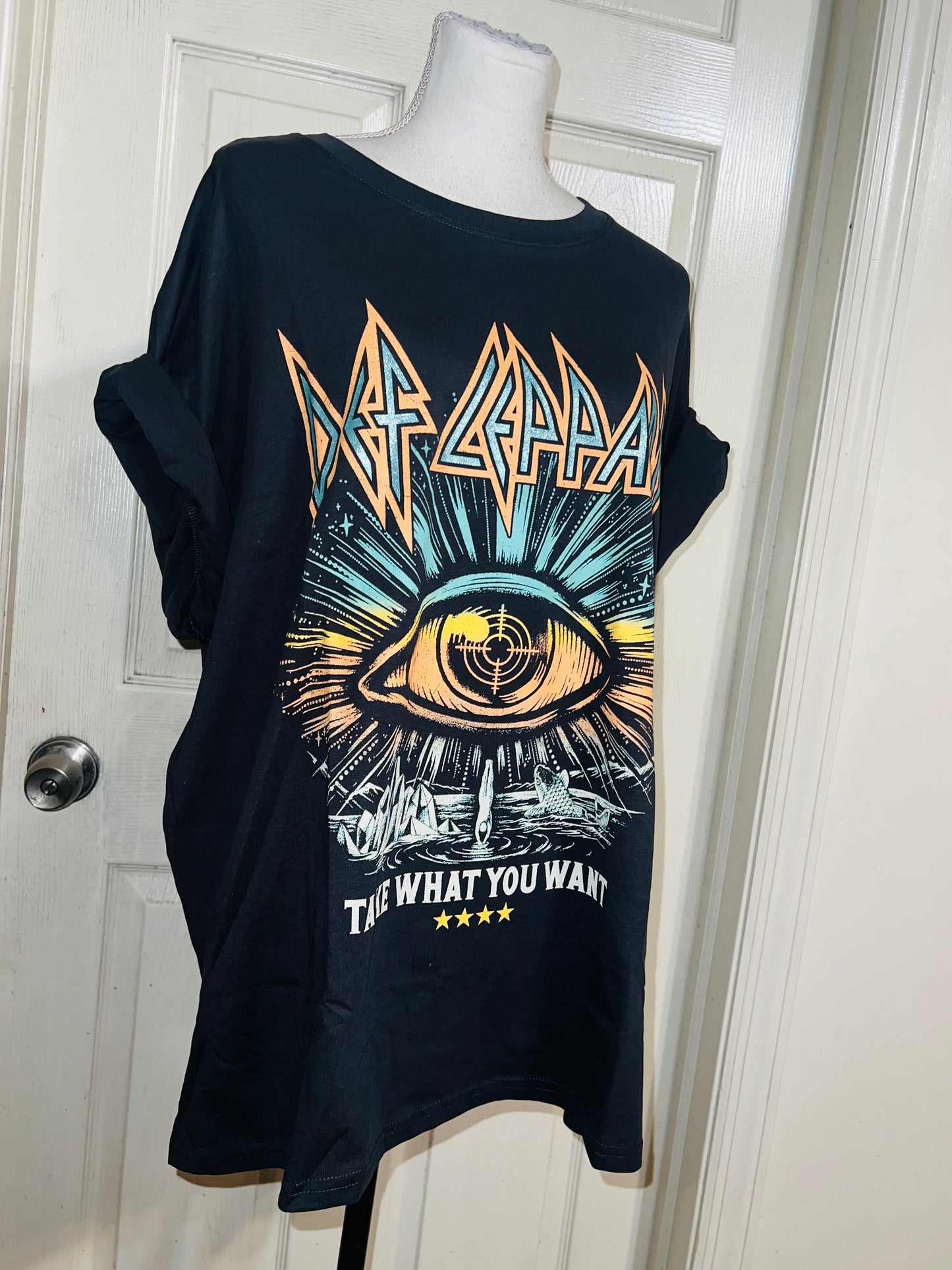 Def Leppard Oversized Distressed Tee