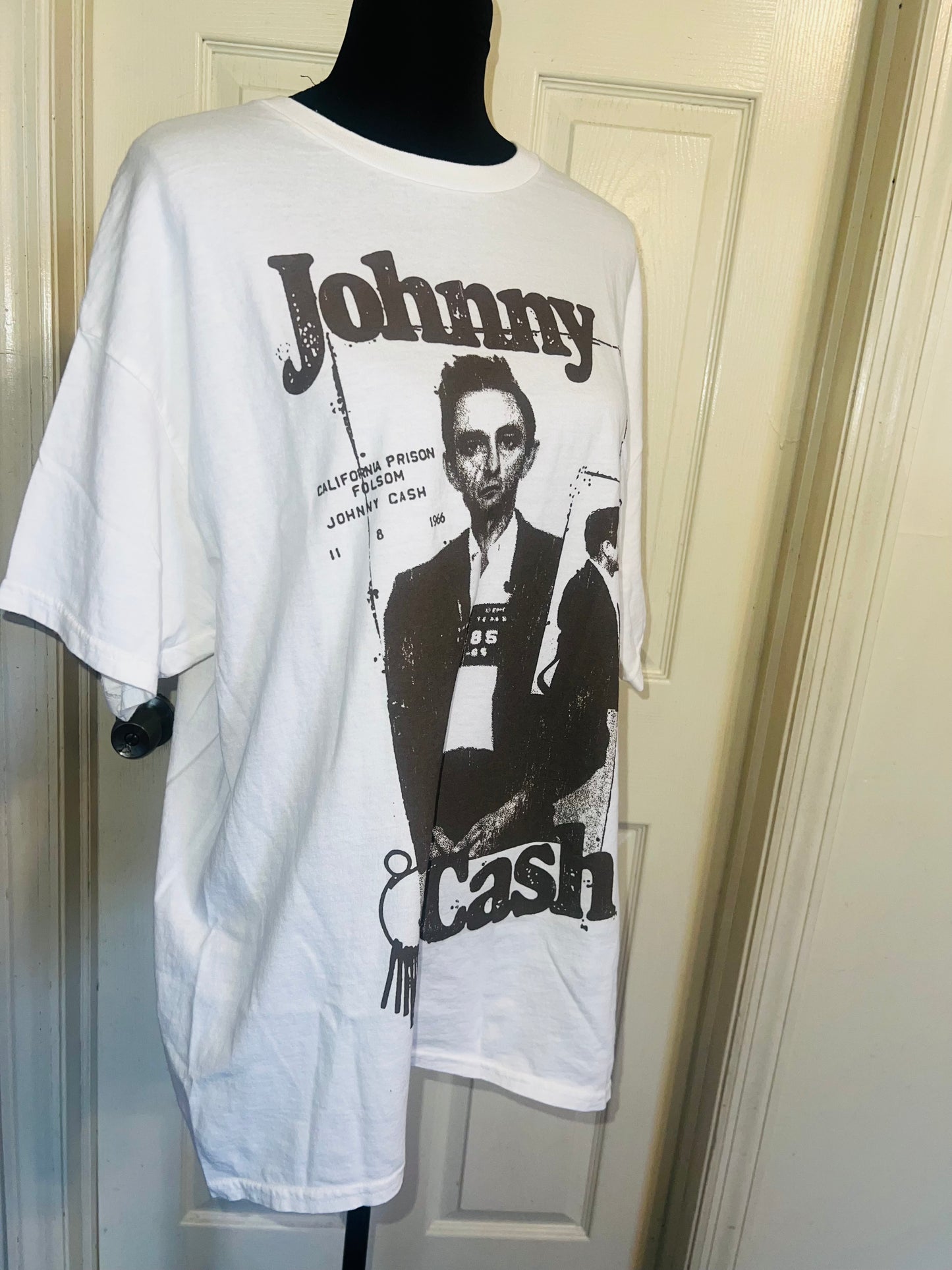 Johnny Cash Oversized Distressed Tee