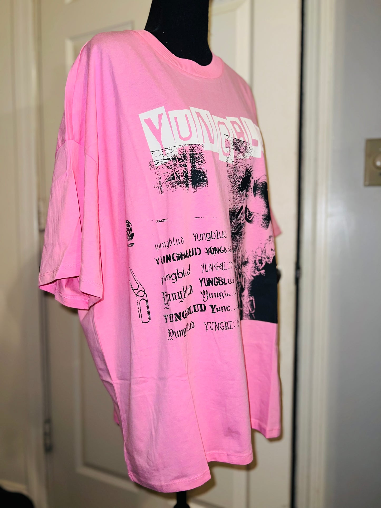 Yungblud Oversized Distressed Tee