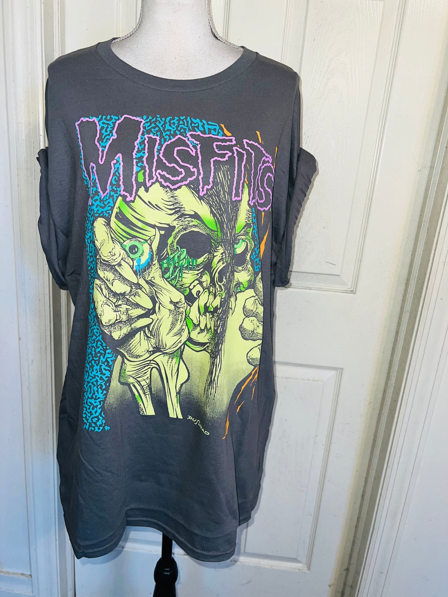 Misfits Oversized Distressed Tee