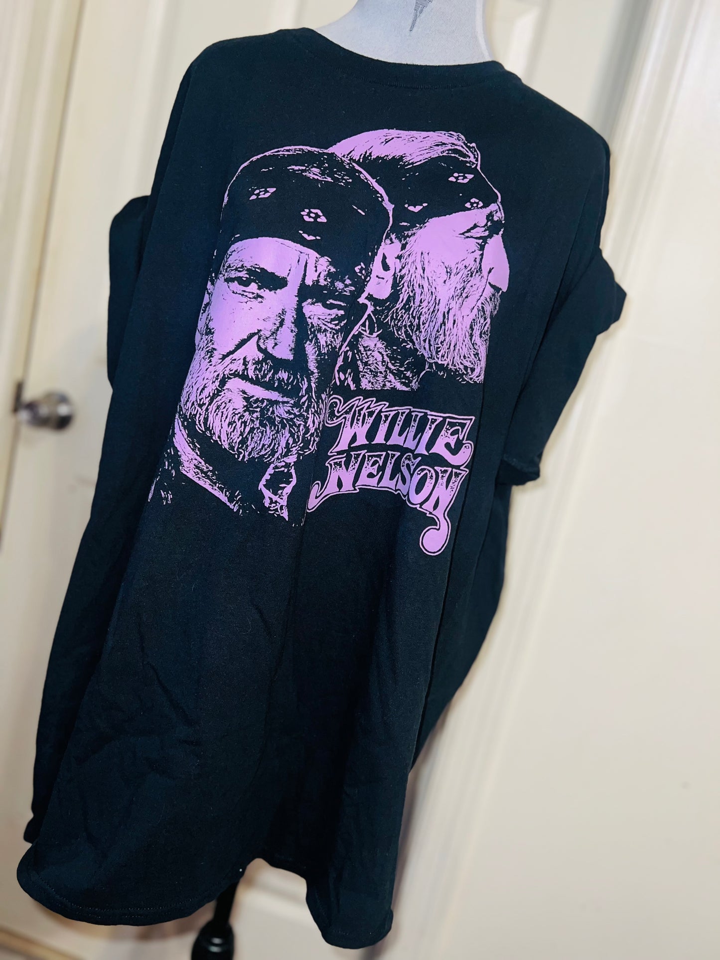 Willie Nelson Oversized Distressed Tee