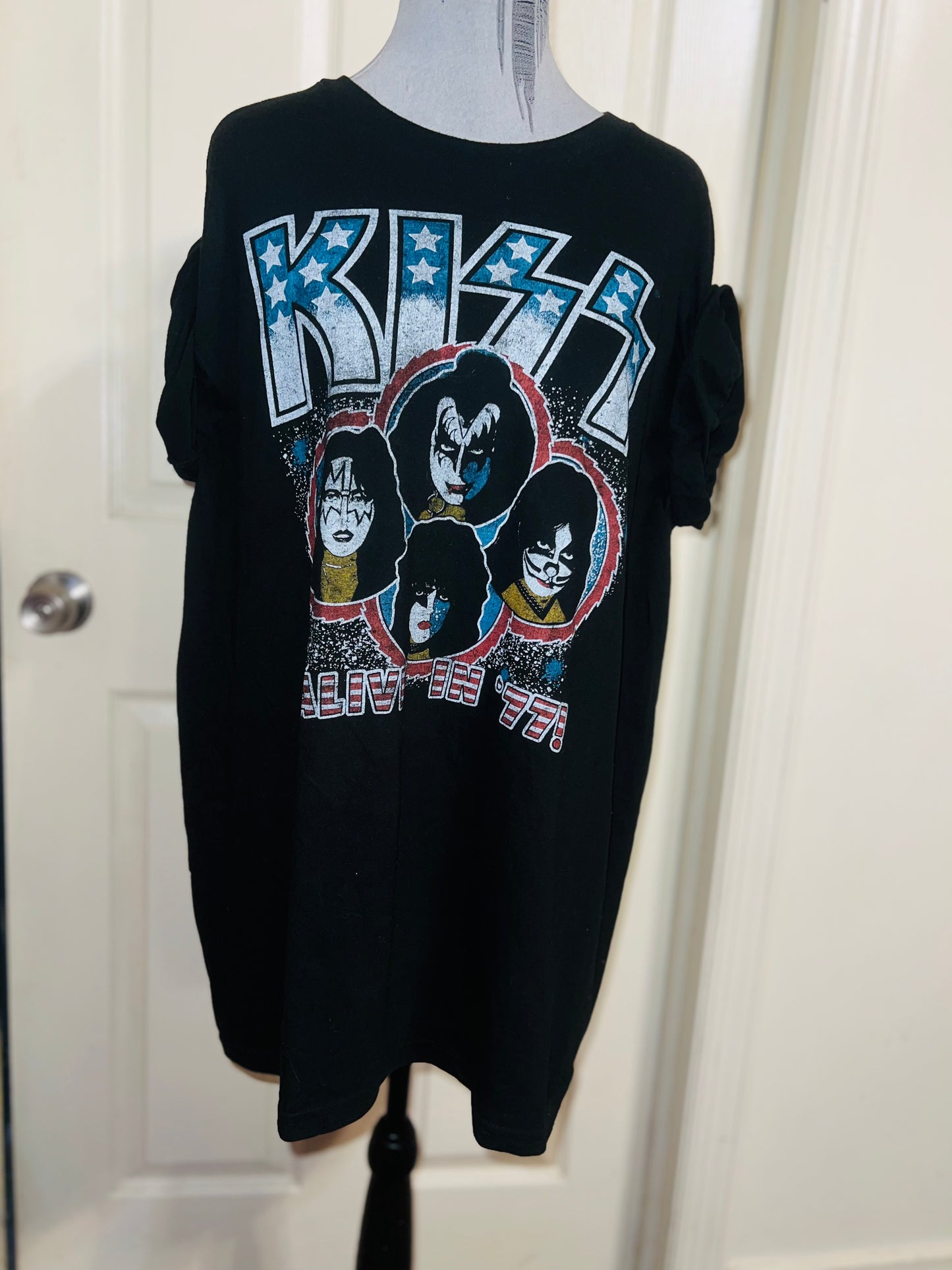 KISS Oversized Distressed Tee