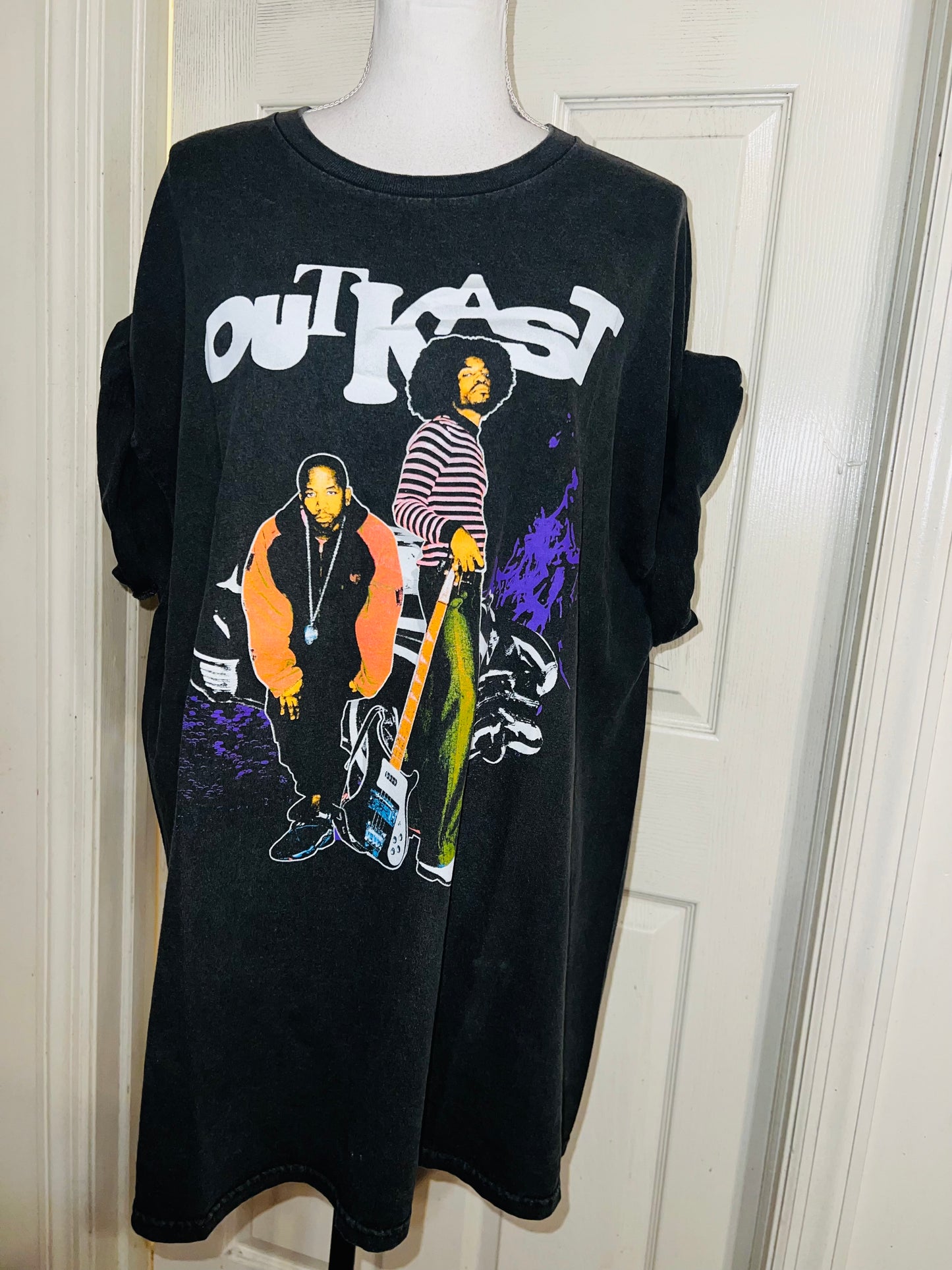 Outkast Oversized Distressed Tee
