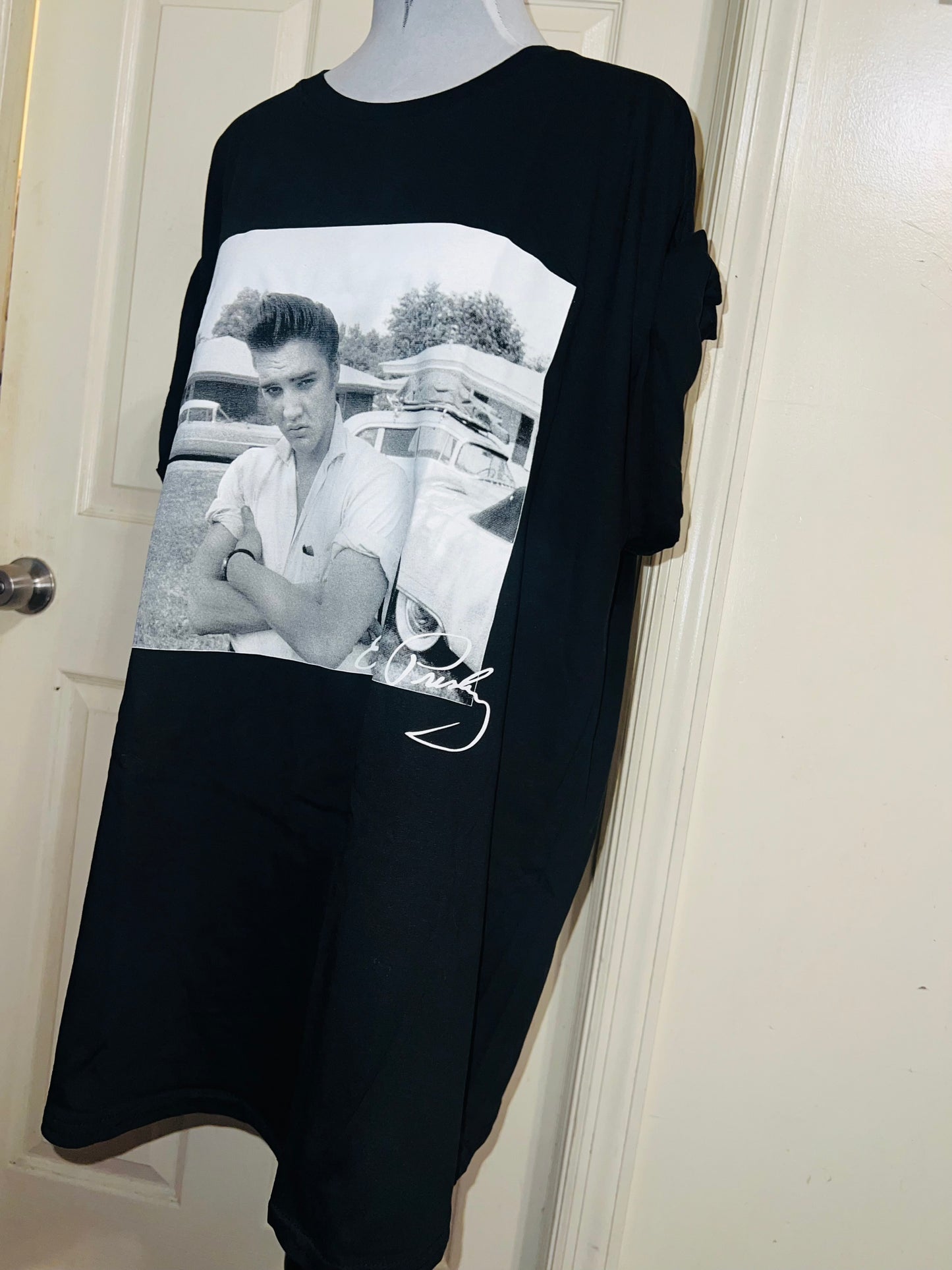 Elvis Presley Oversized Distressed Tee