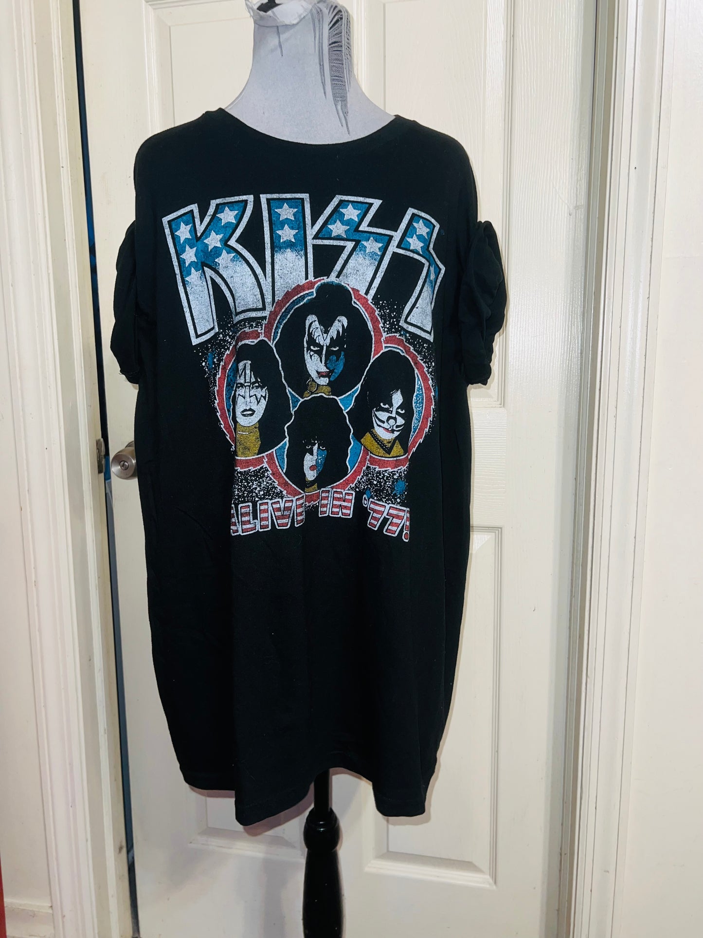 KISS Oversized Distressed Tee