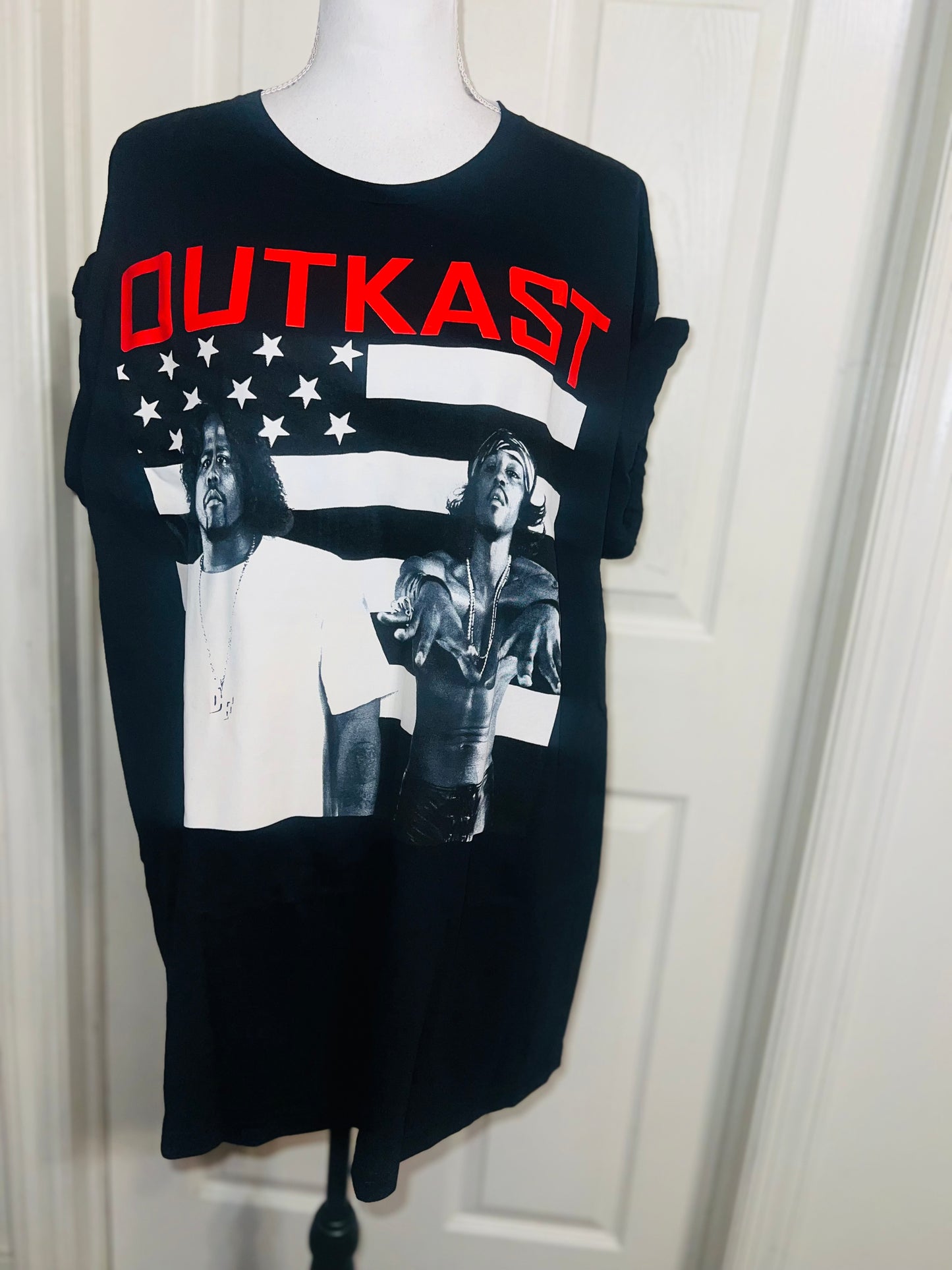 Outkast Oversized Distressed Tee