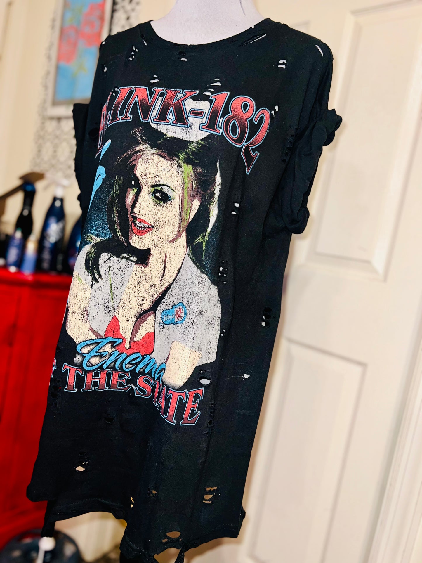 Blink 182 Oversized Distressed Tee