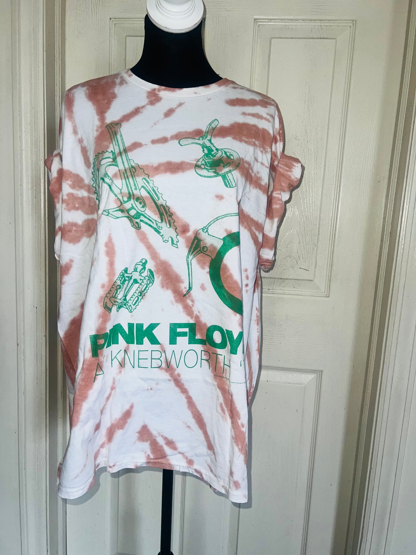 Pink Floyd Oversized Distressed Tee