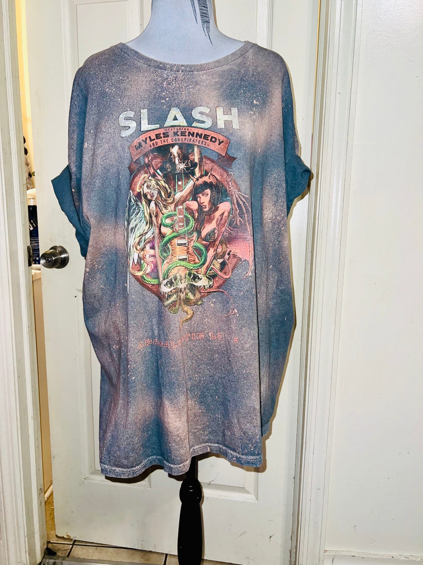 Bleached Slash Distressed Oversized Tee