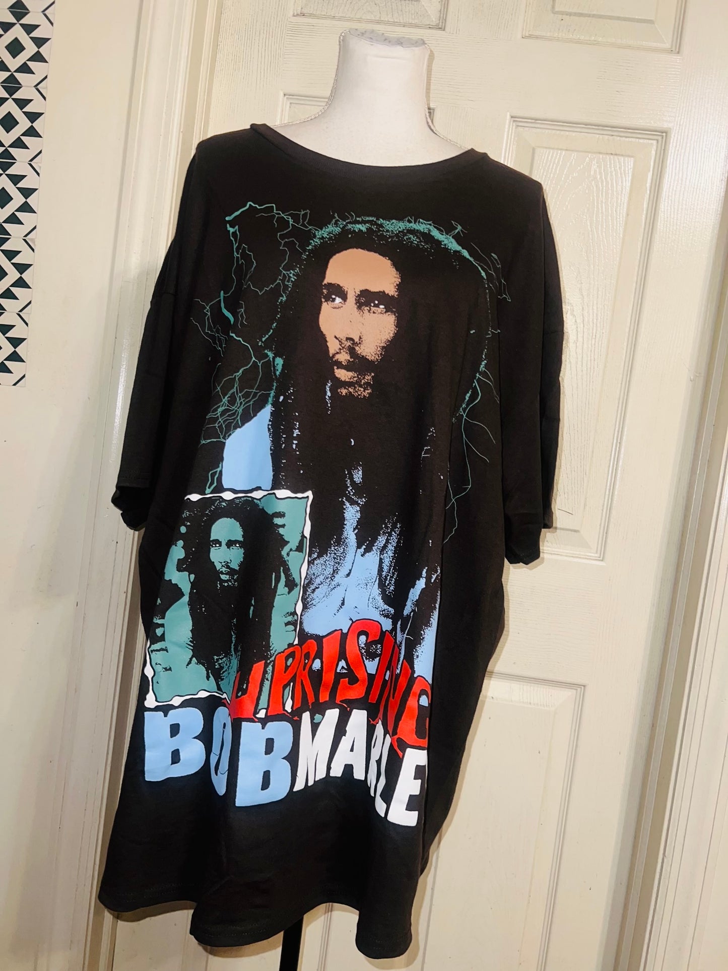 Bob Marley Oversized Distressed Tee