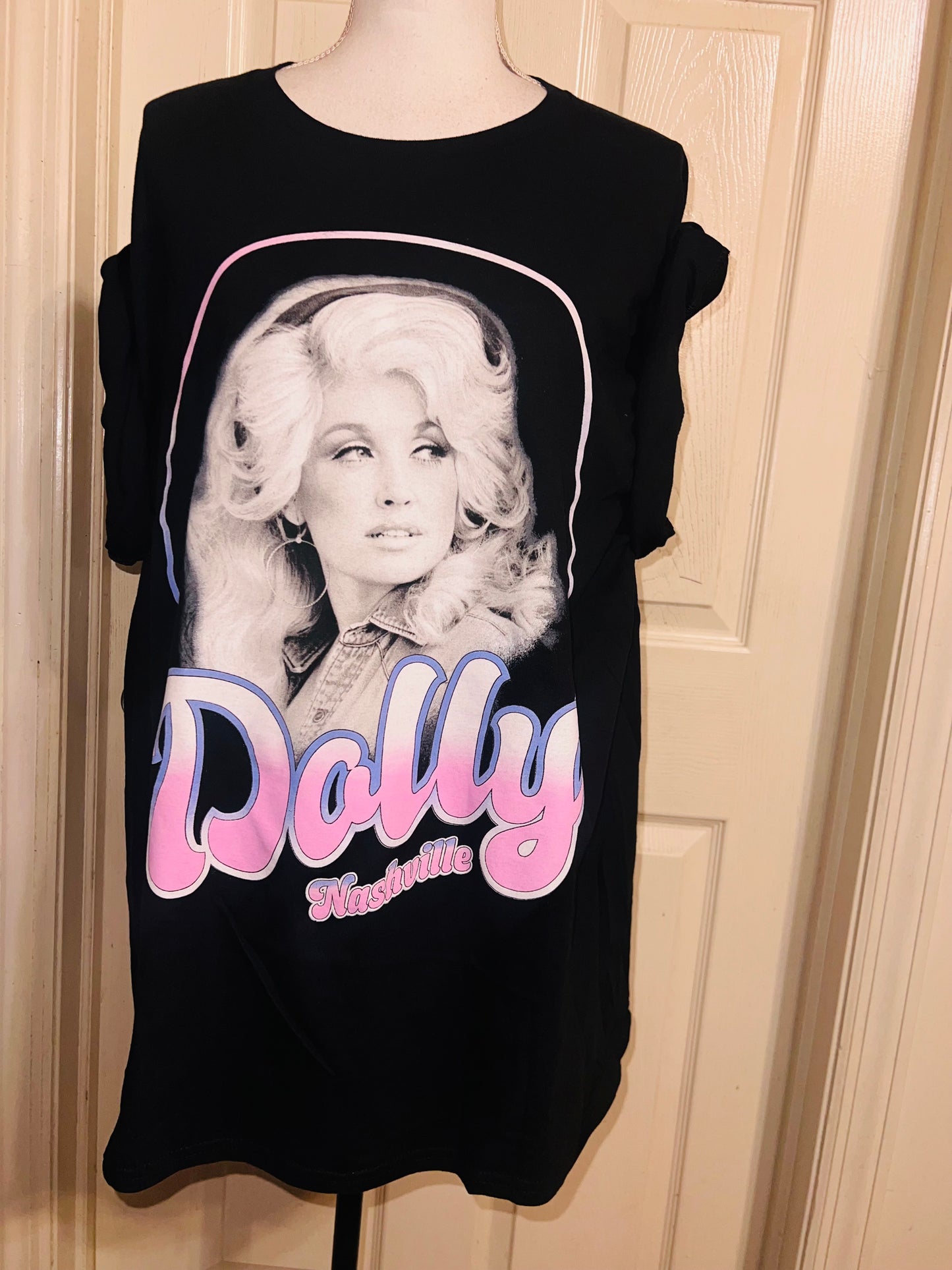 Dolly Parton Oversized Distressed Tee