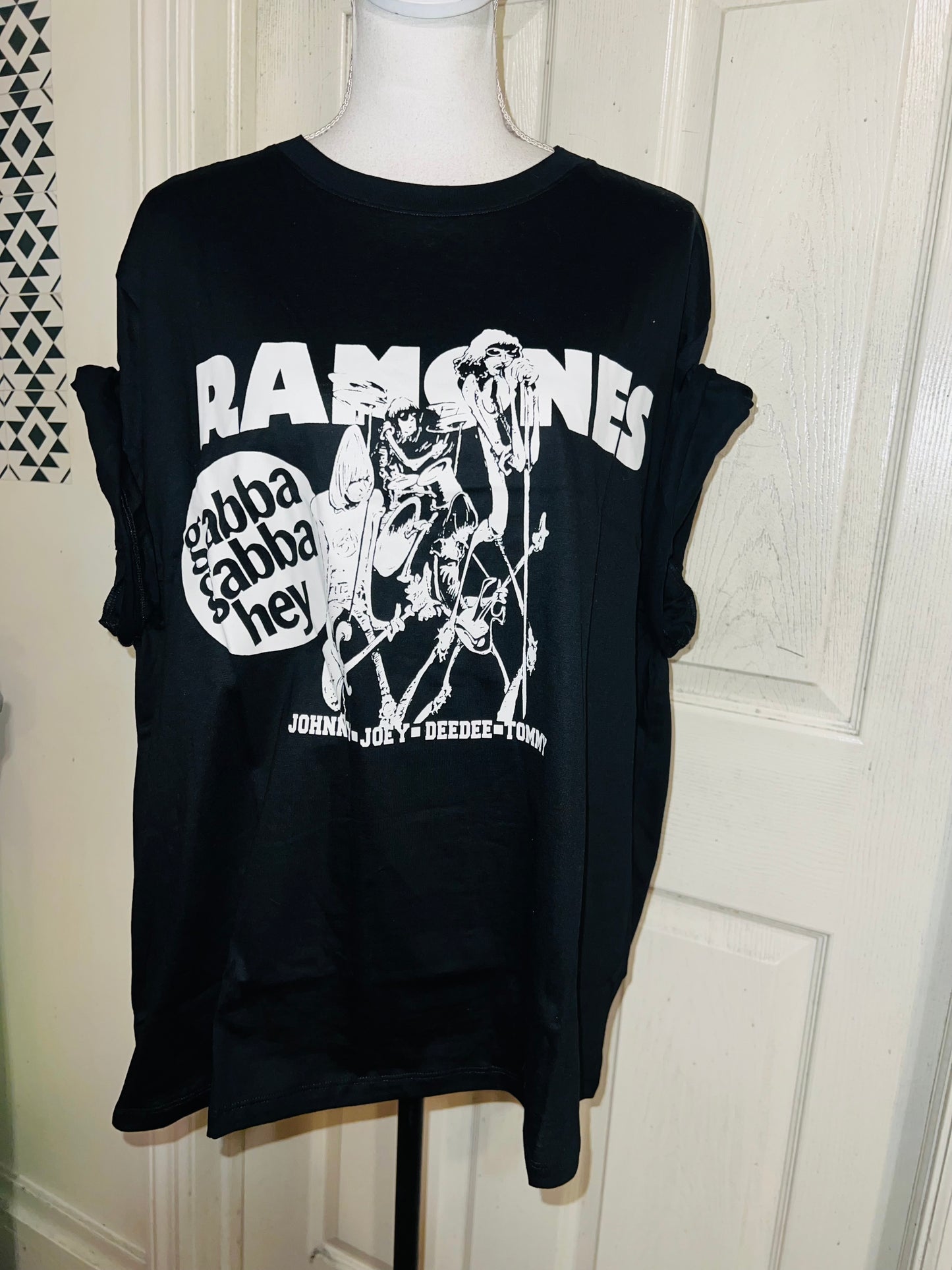 Ramones Oversized Distressed Tee