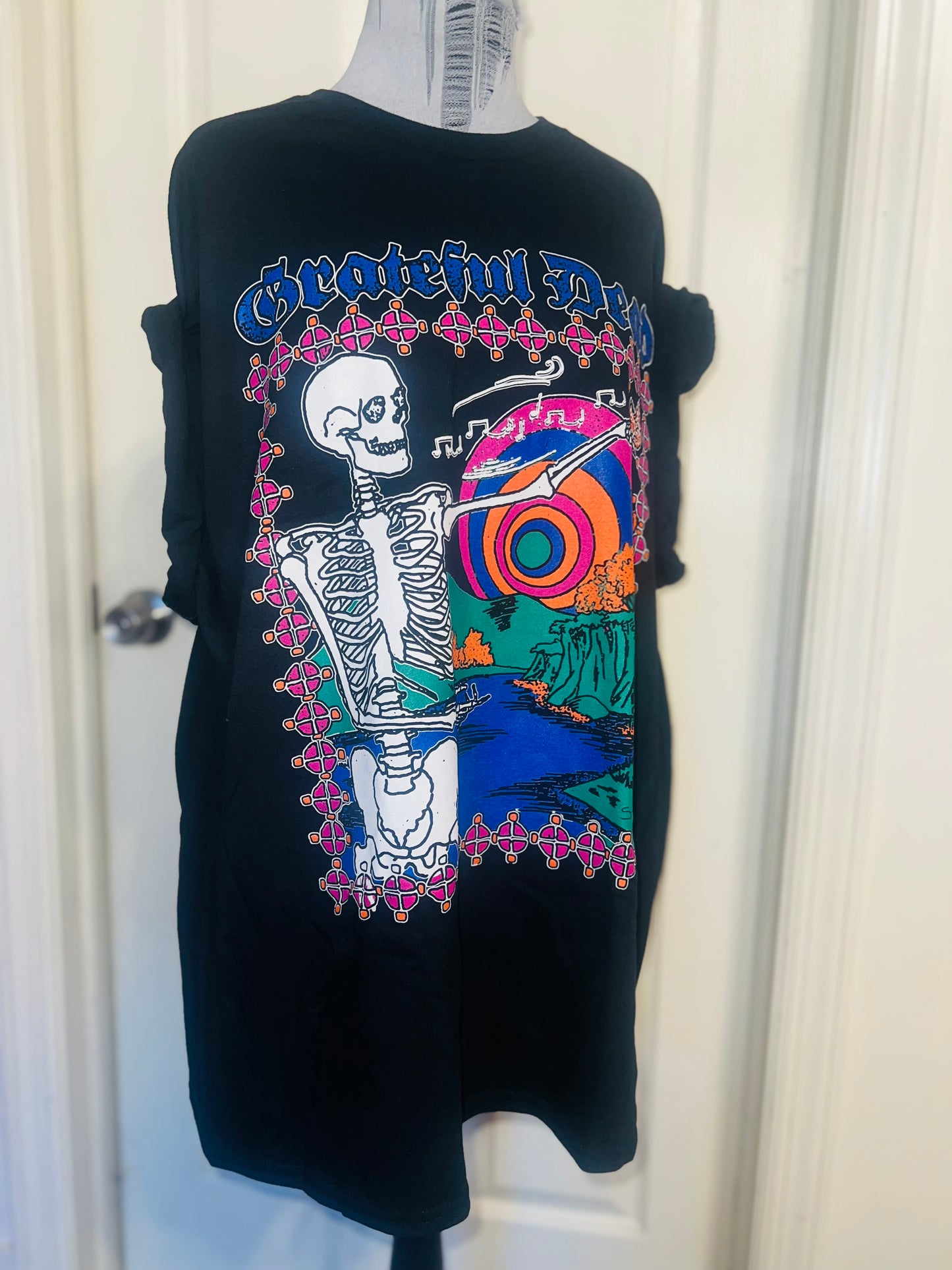 Grateful Dead Oversized Distressed Tee