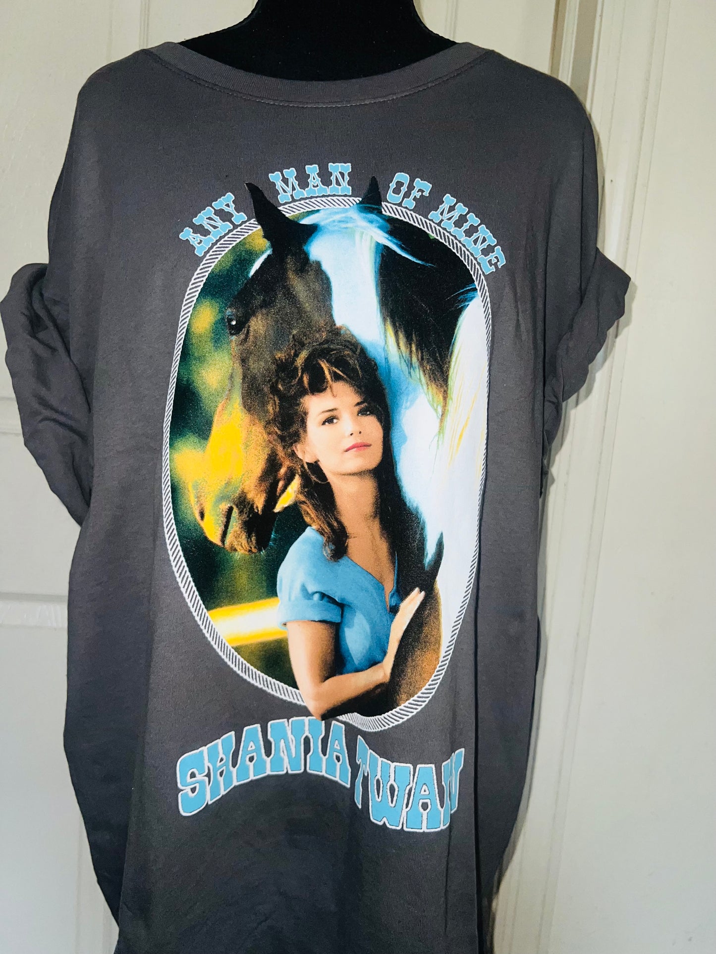 Shania Twain Oversized Distressed Tee