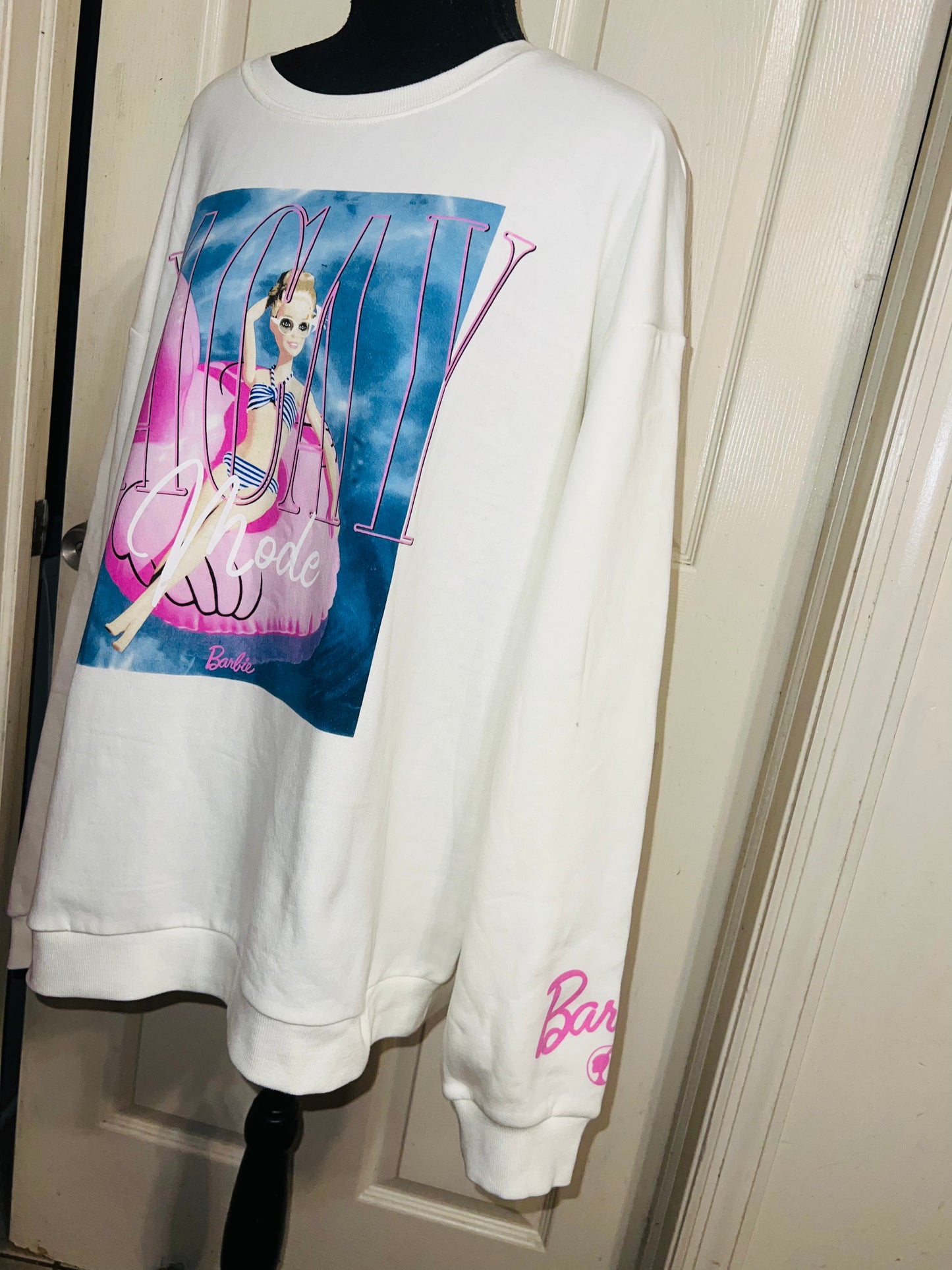Barbie Vacation Oversized Sweatshirt