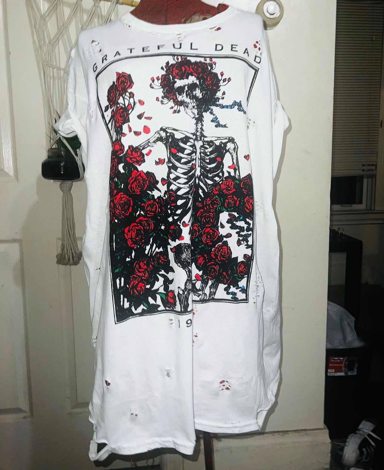 Grateful Dead 65 Roses Oversized Distressed Tee