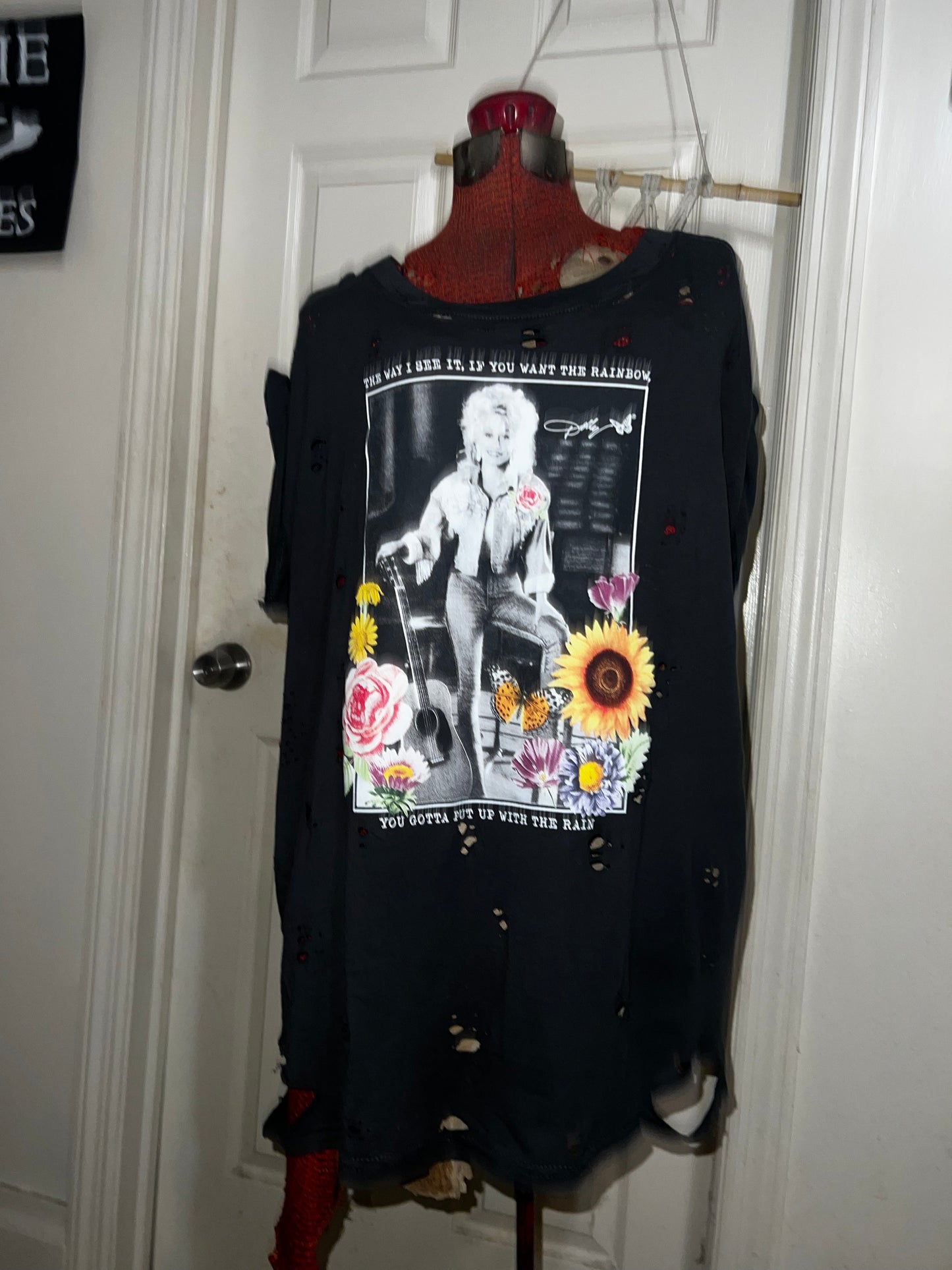 Dolly Parton Distressed Tee