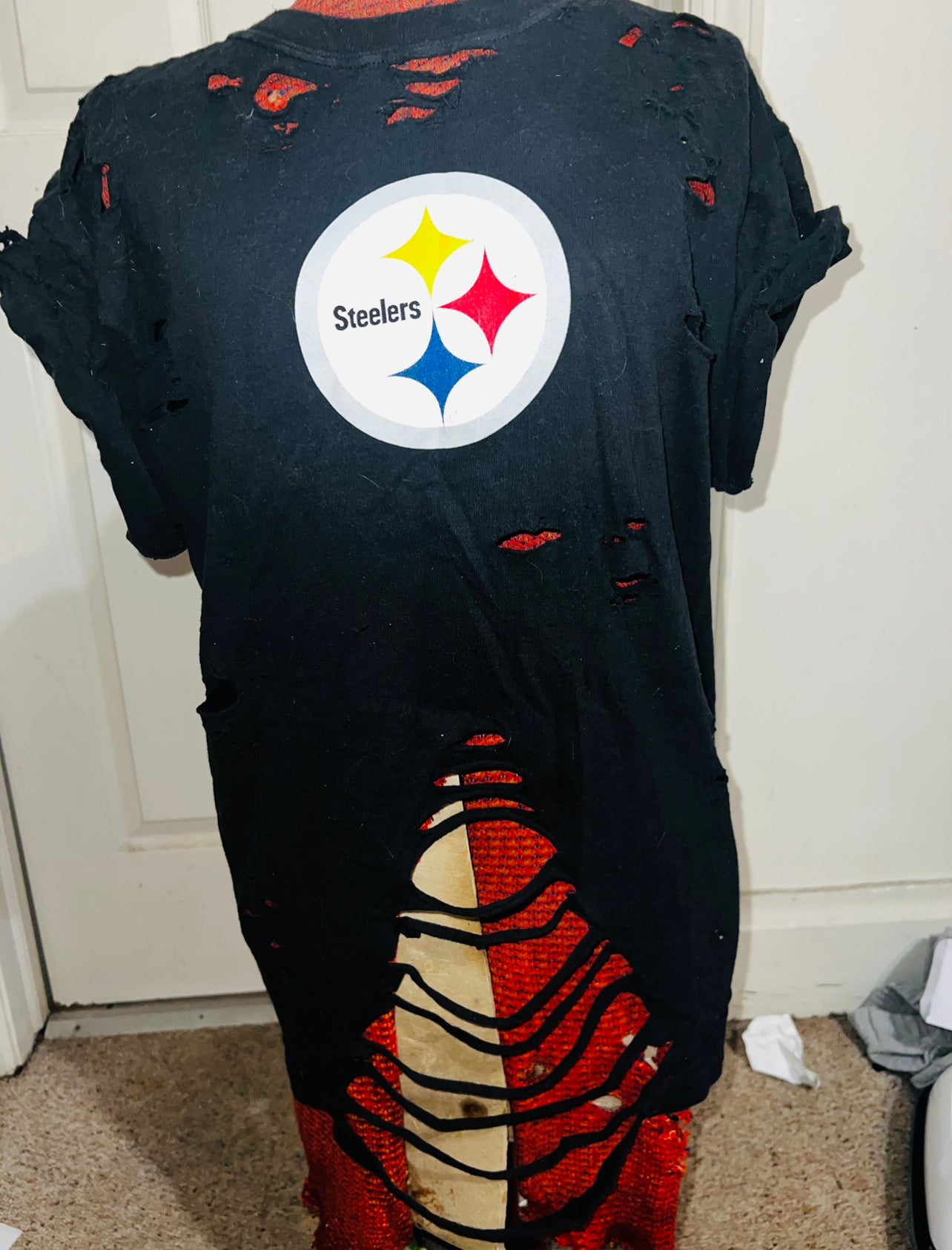Pittsburgh Steelers Vintage Heavily Distressed Tee