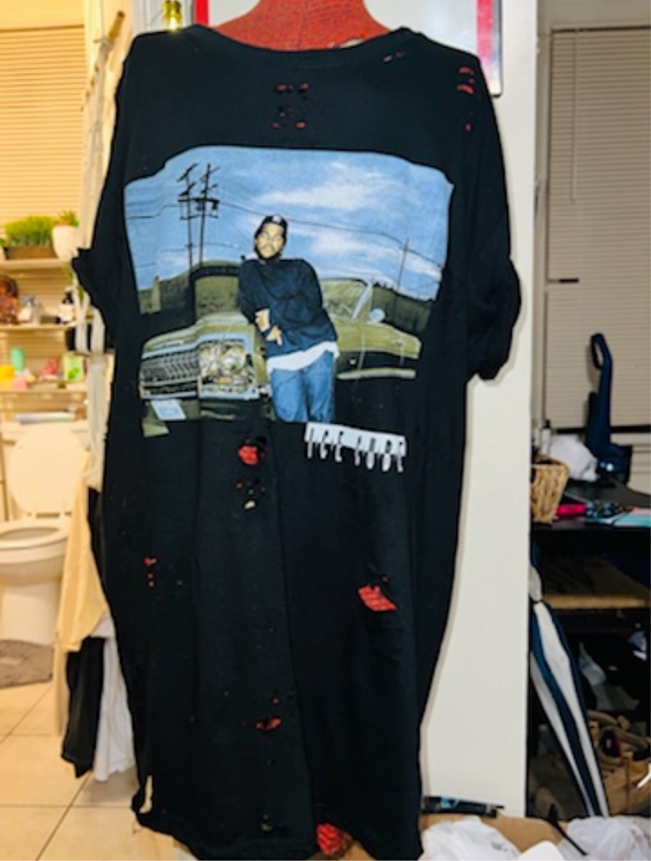 Ice Cube Oversized Distresed Tee