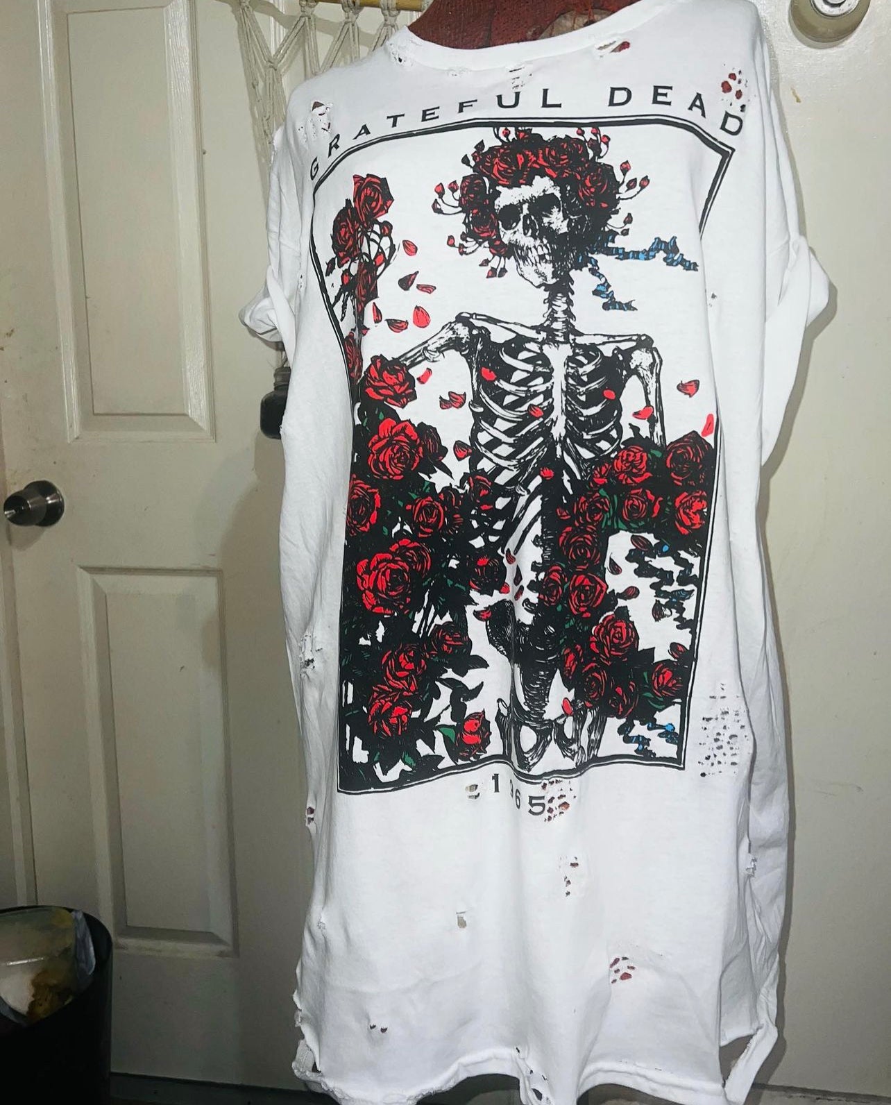 Grateful Dead 65 Roses Oversized Distressed Tee