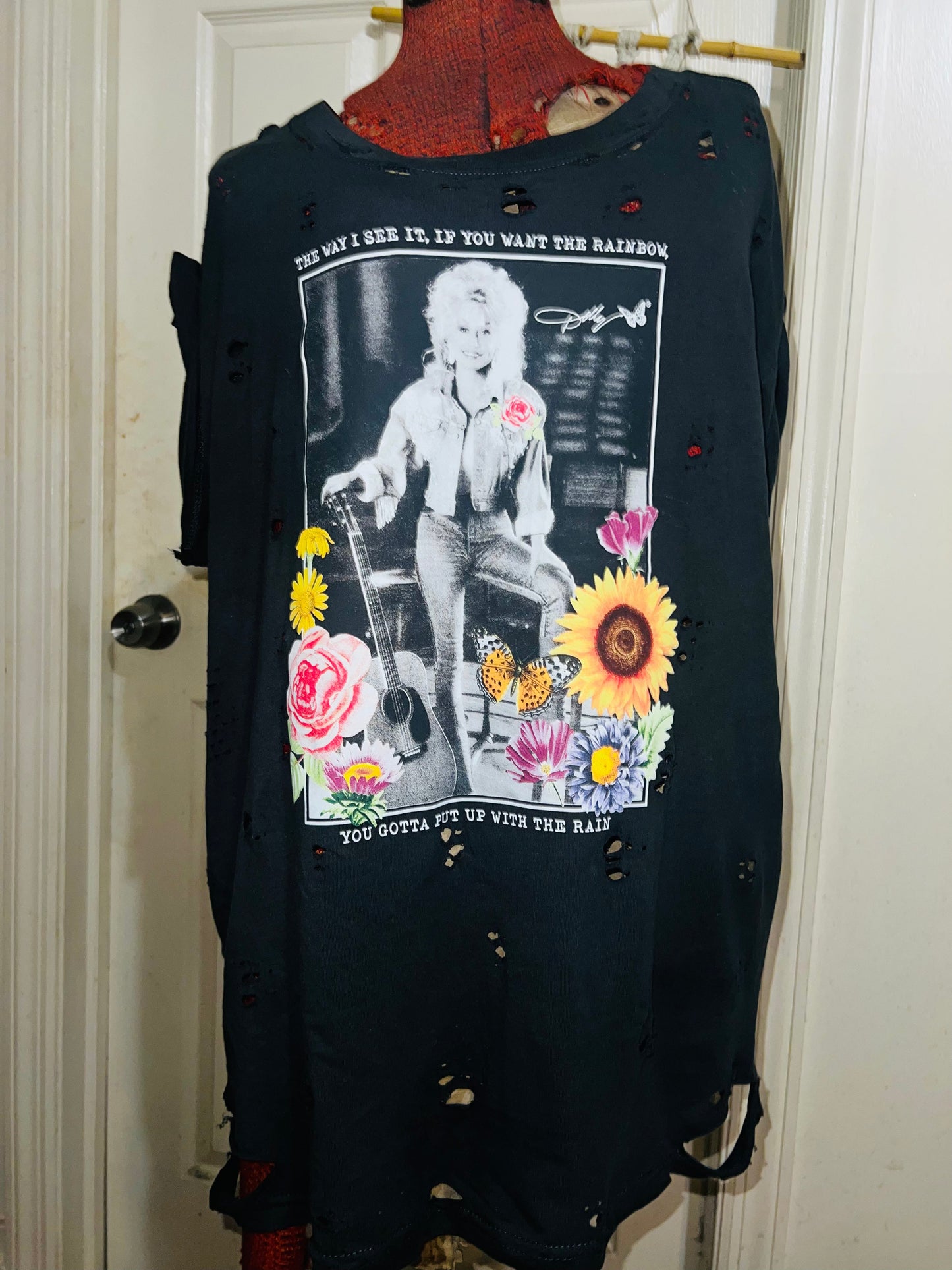 Dolly Parton Distressed Tee