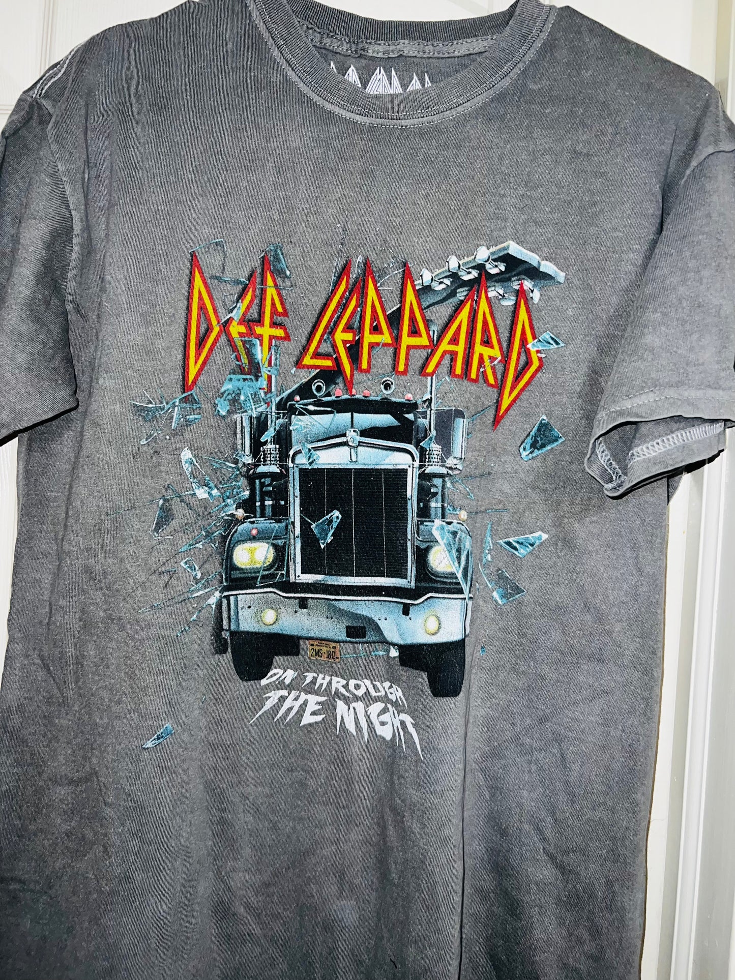 Def Leppard Vintage Distressed Tee