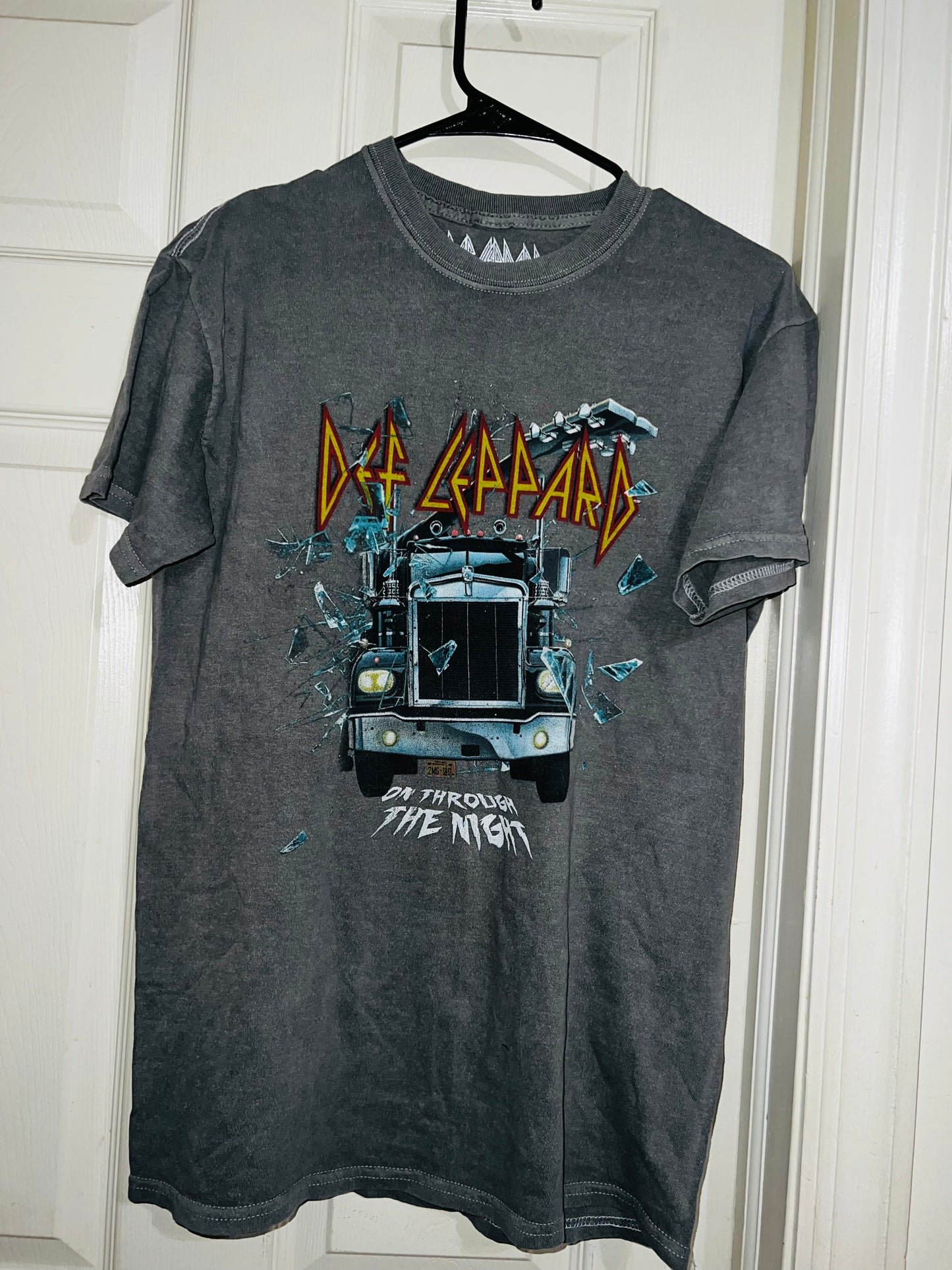 Def Leppard Vintage Distressed Tee