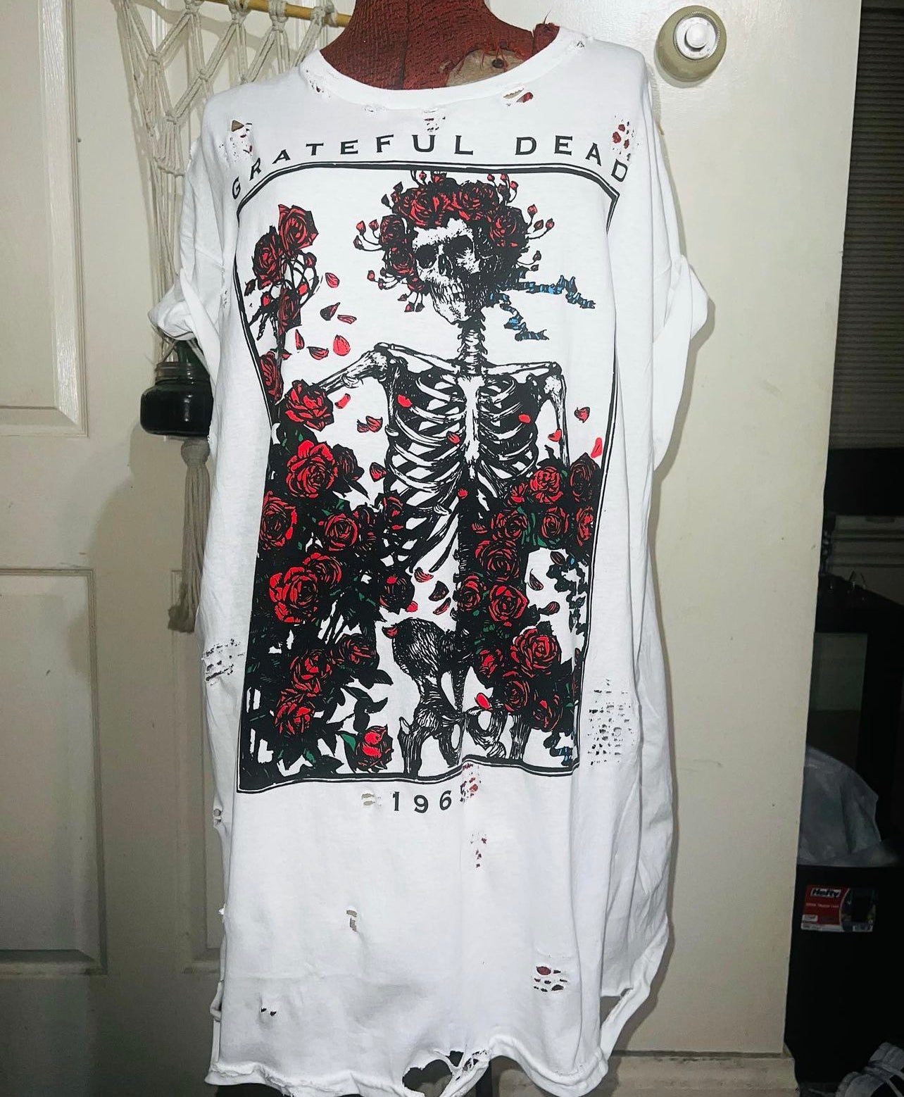 Grateful Dead 65 Roses Oversized Distressed Tee