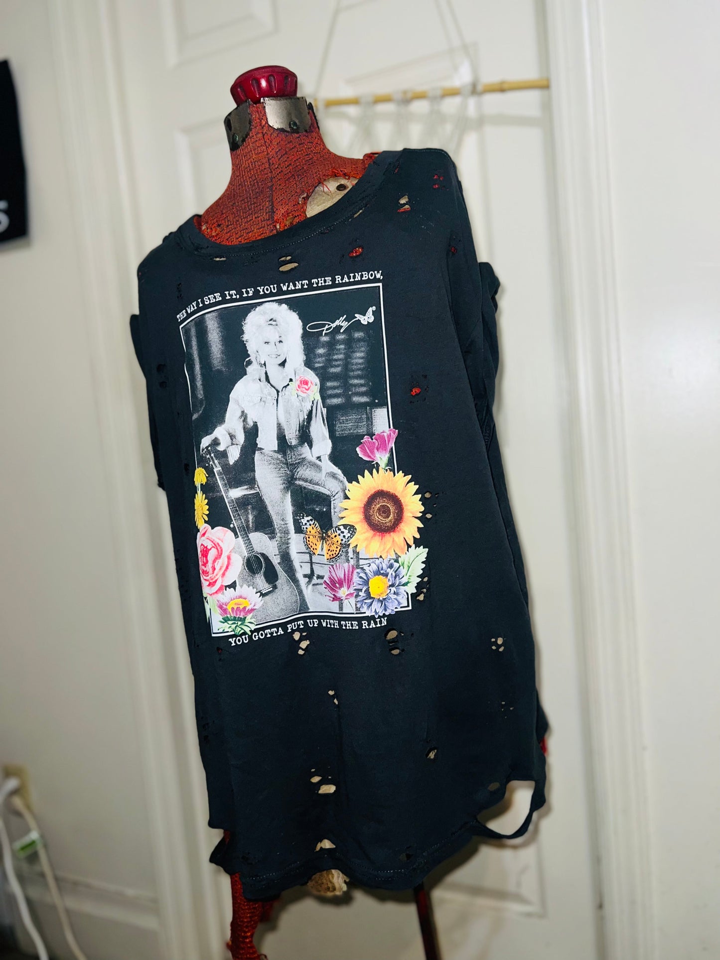 Dolly Parton Distressed Tee