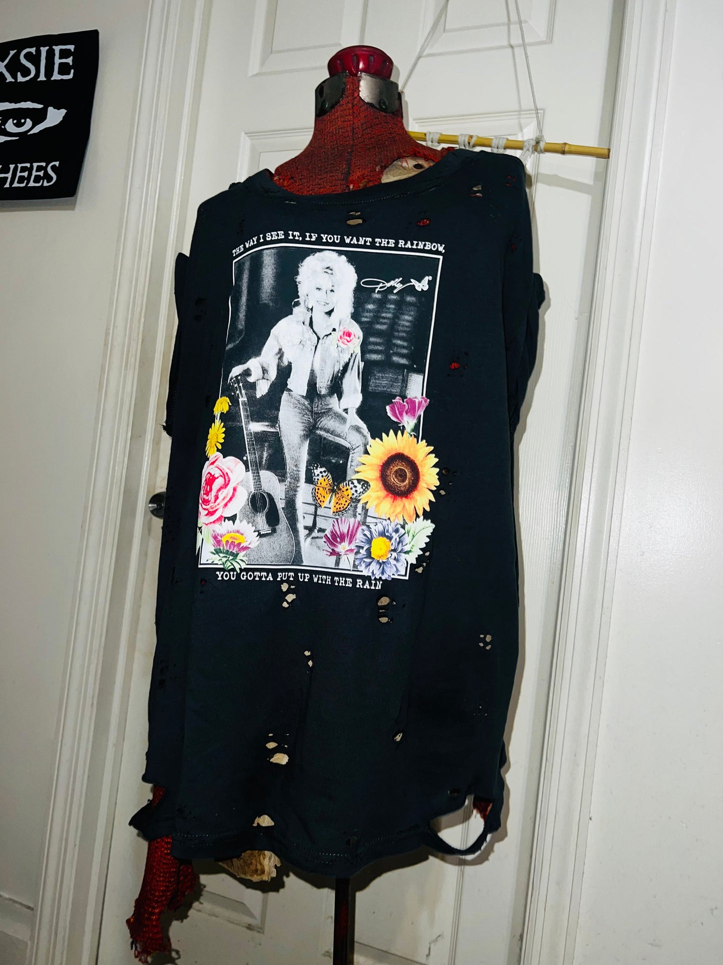 Dolly Parton Distressed Tee