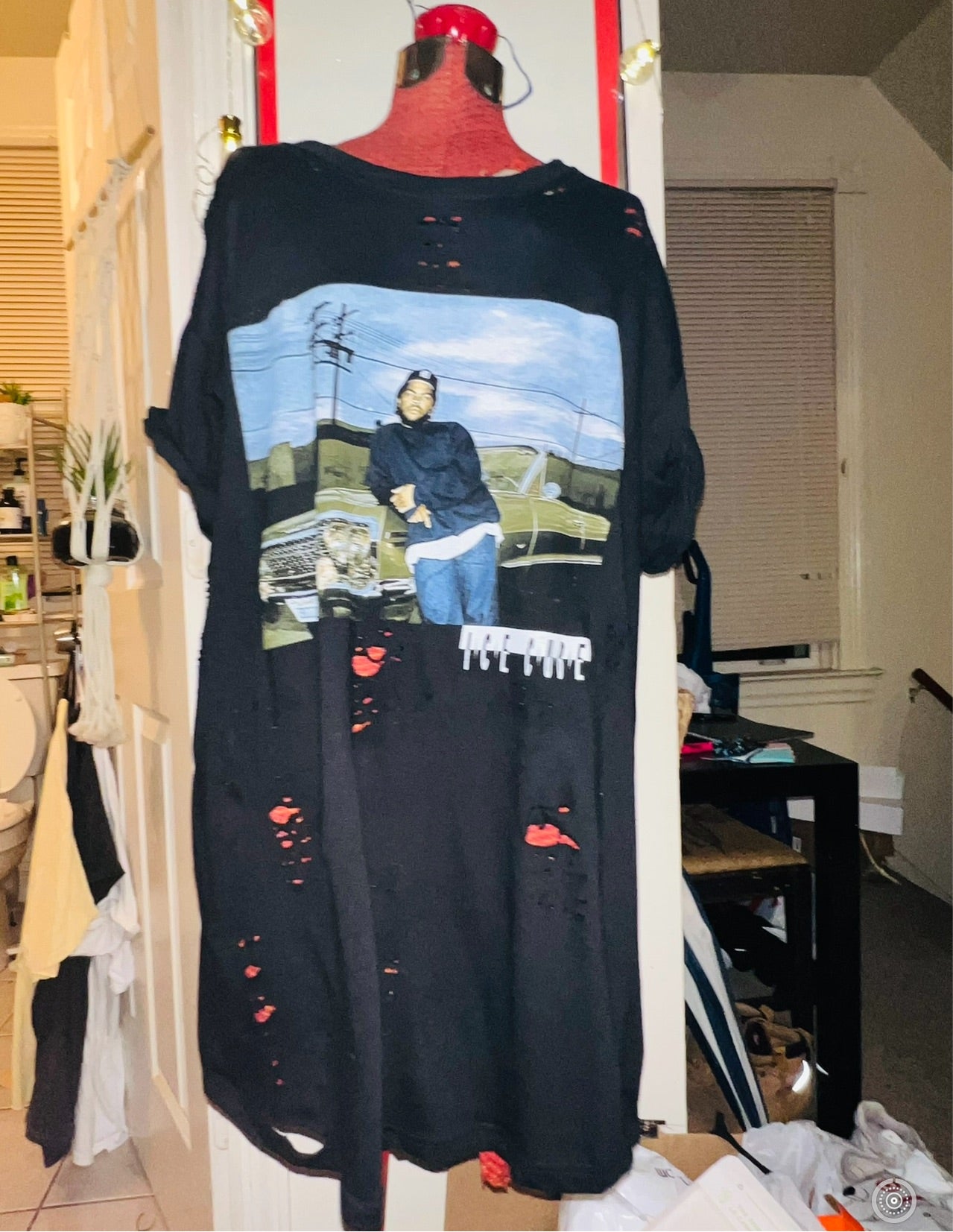 Ice Cube Oversized Distresed Tee