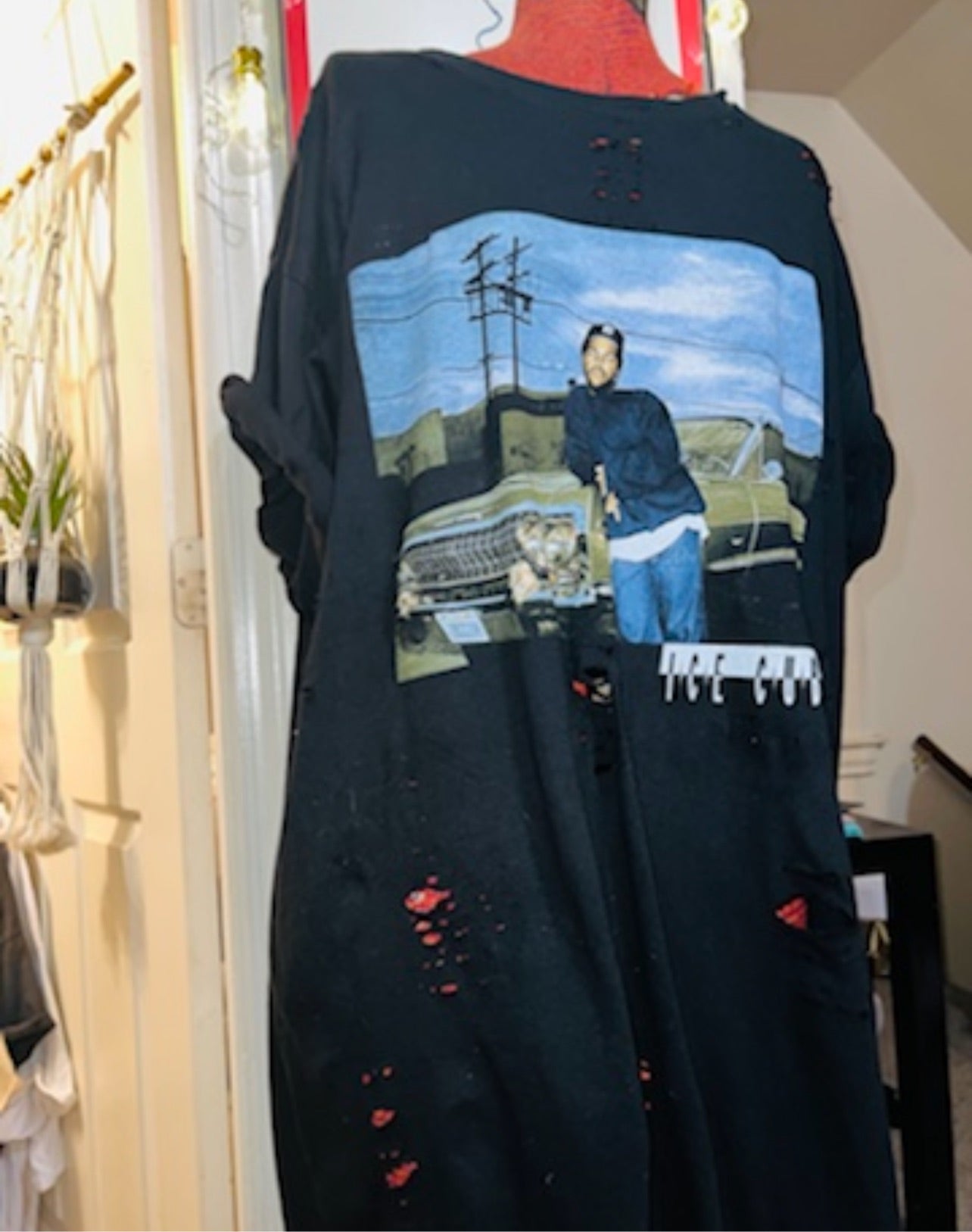 Ice Cube Oversized Distresed Tee