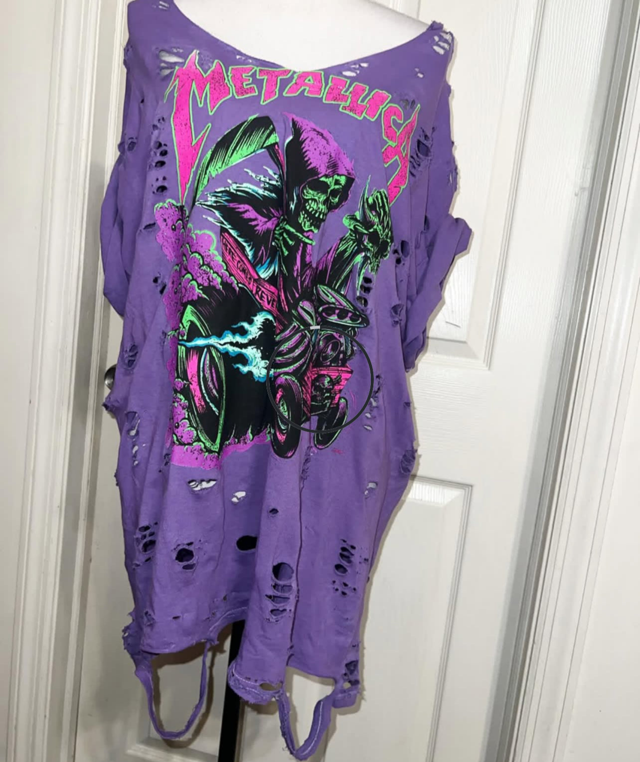 Metallica Oversized Distressed Tee