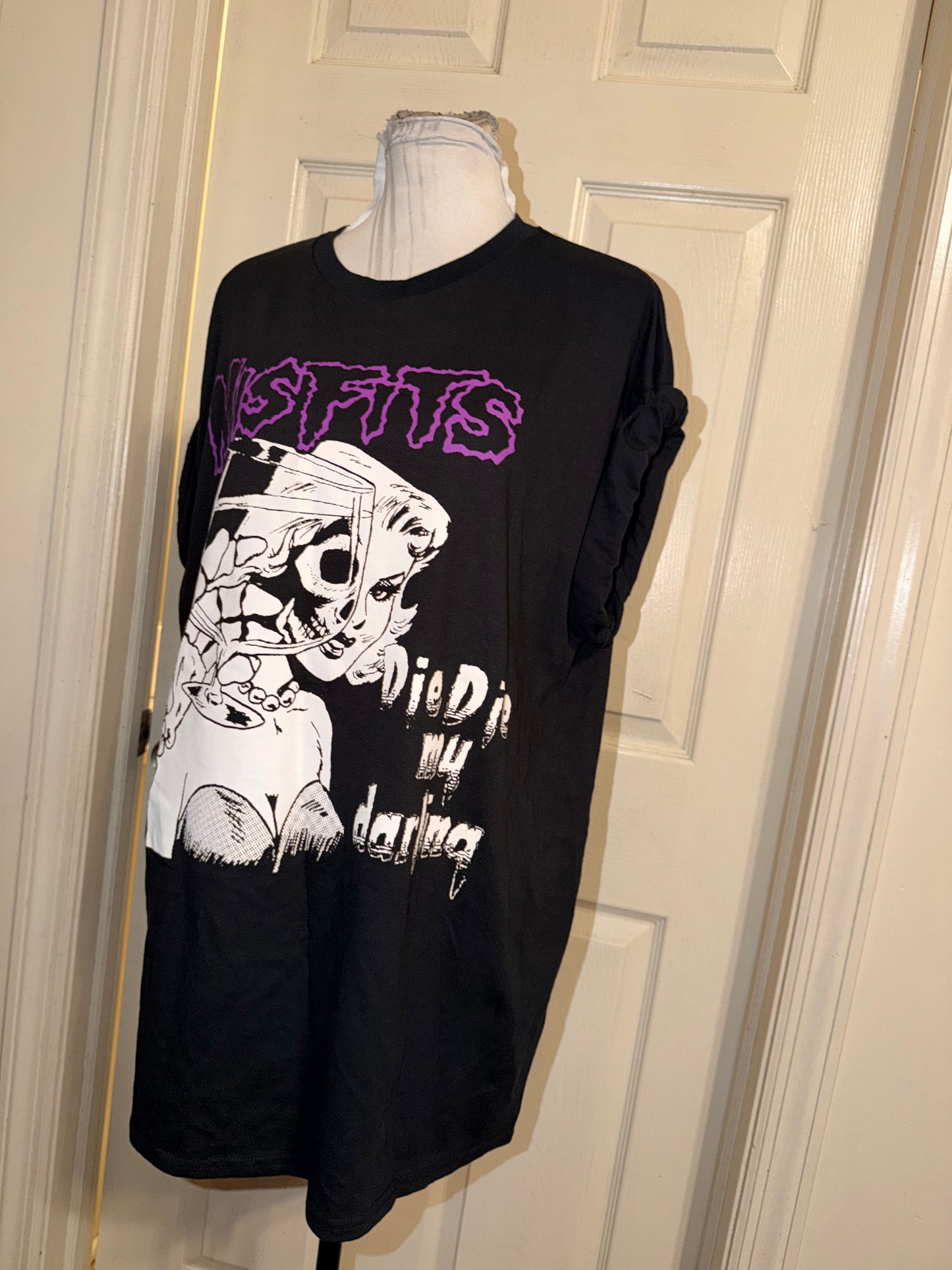 Misfits Oversized Distressed Tee