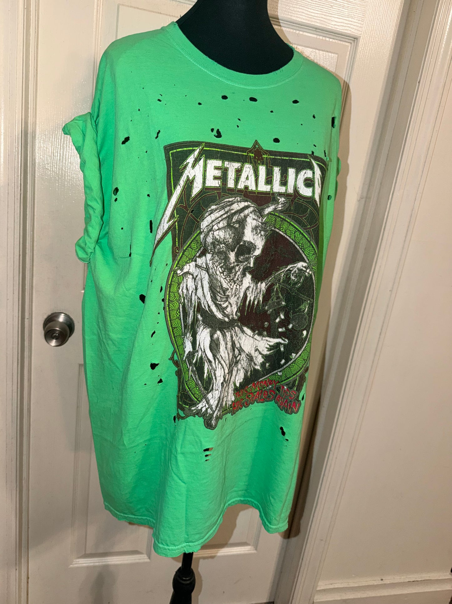Metallica Oversized Distressed Tee