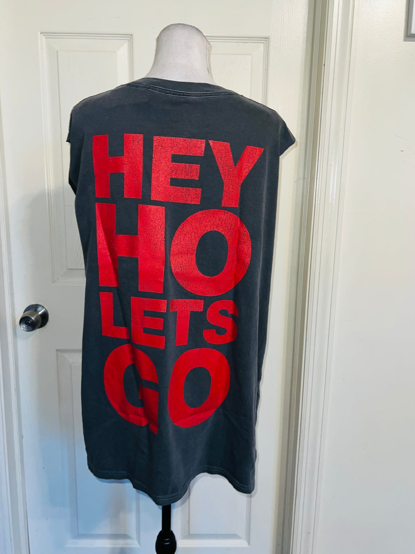 Ramones Oversized Double Oversized Distressed Tann