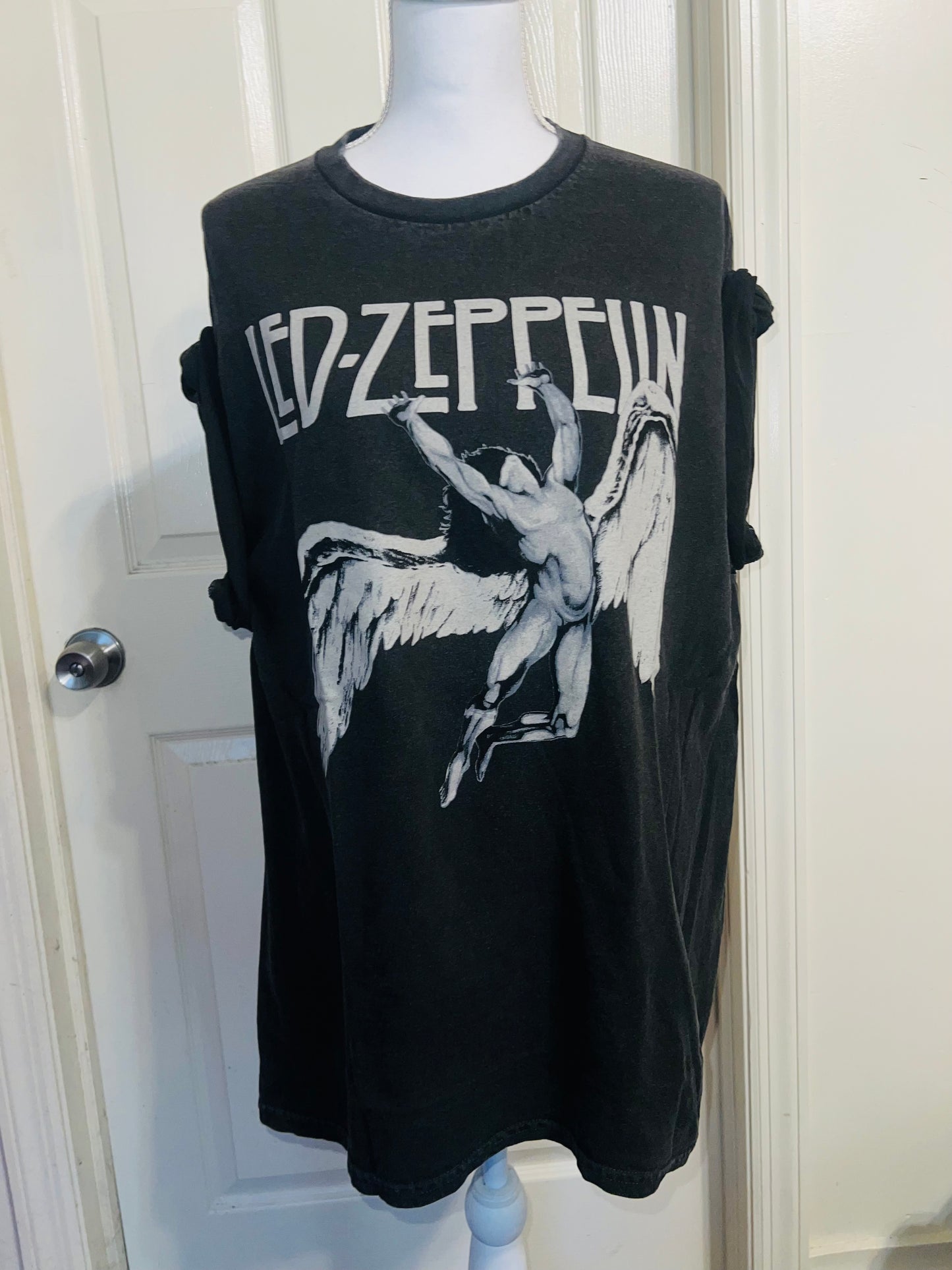 Led Zeppelin Oversized Distressed Tee