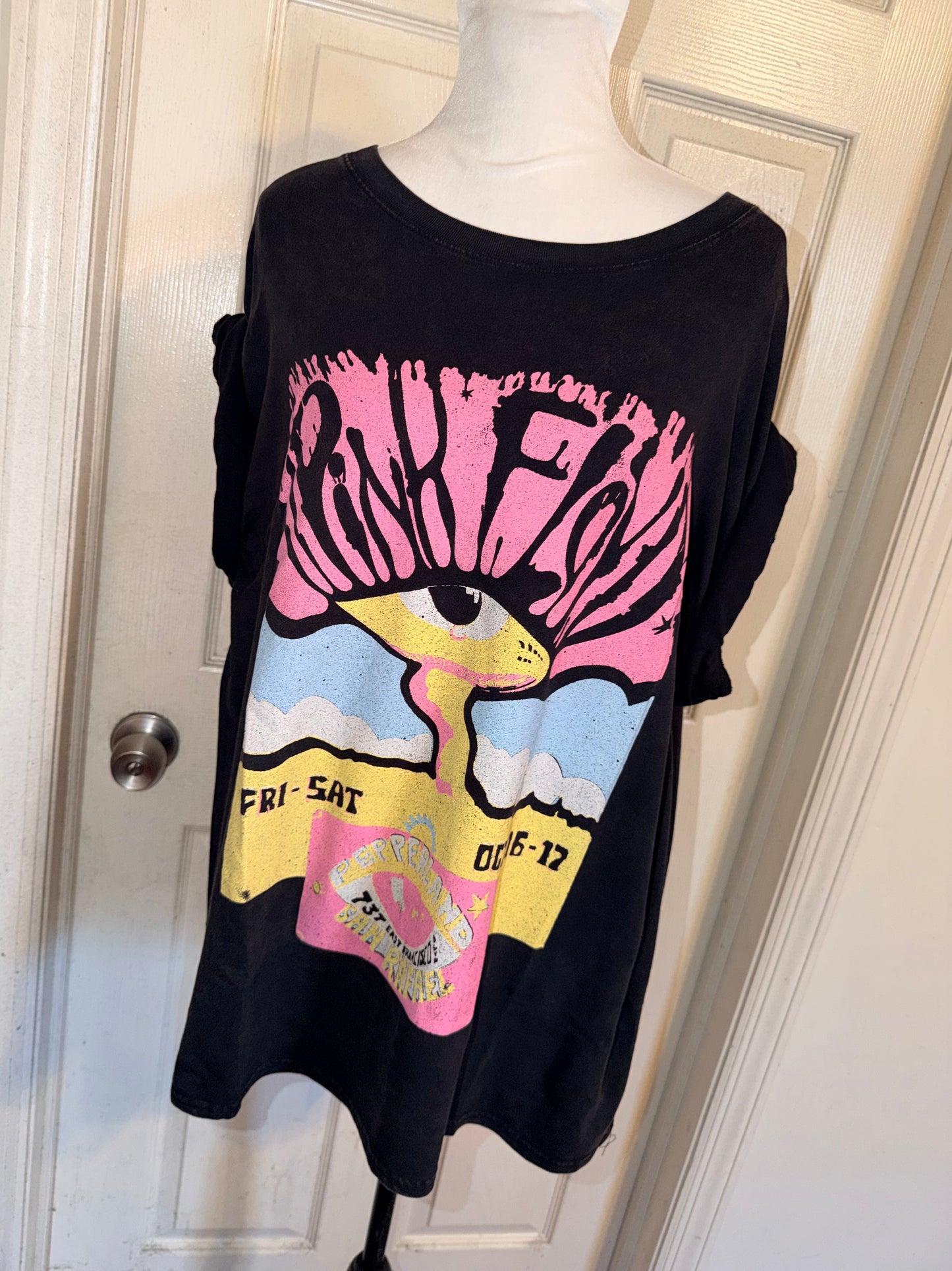 Pink Floyd Oversized Distressed Tee