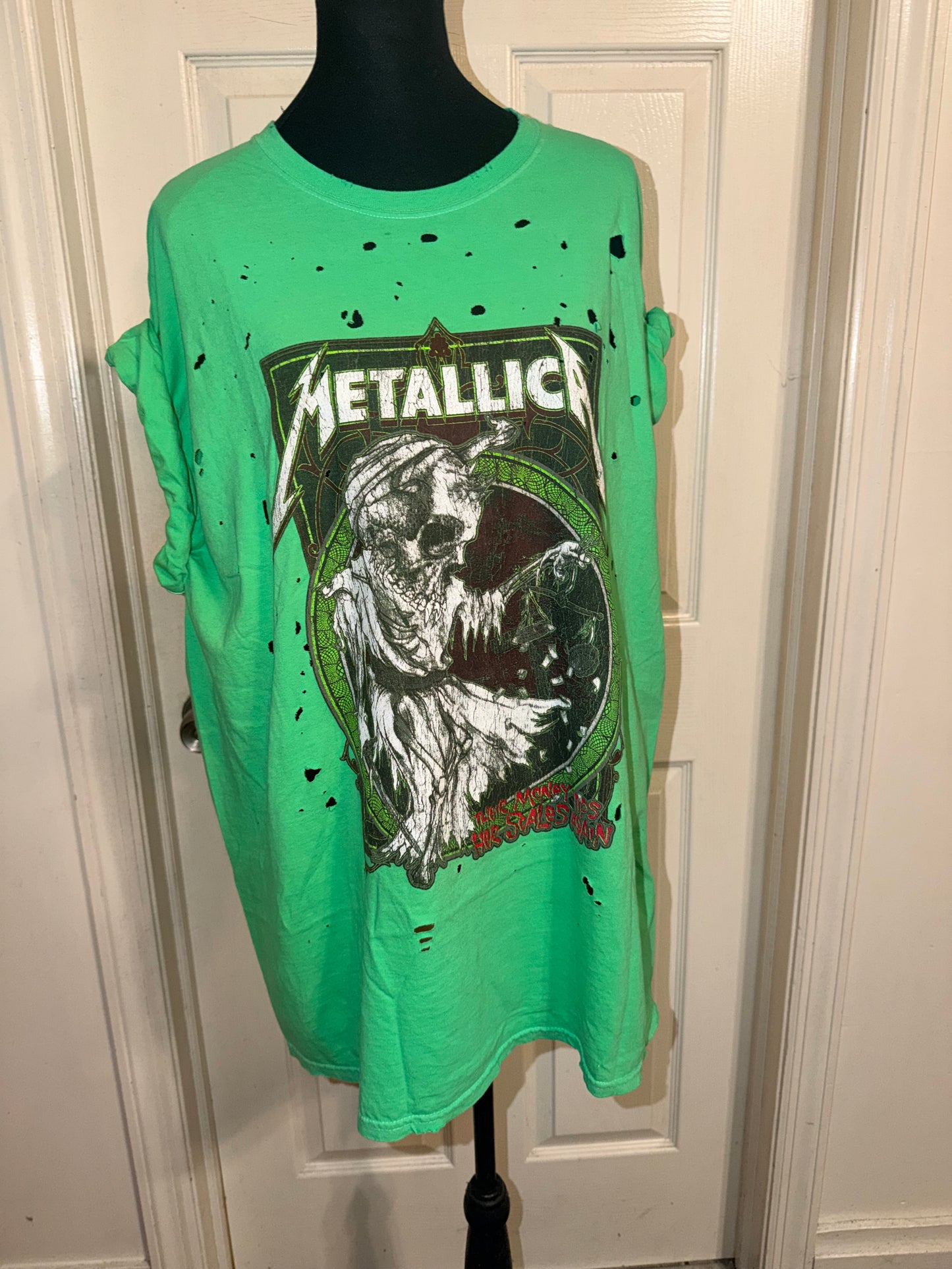 Metallica Oversized Distressed Tee