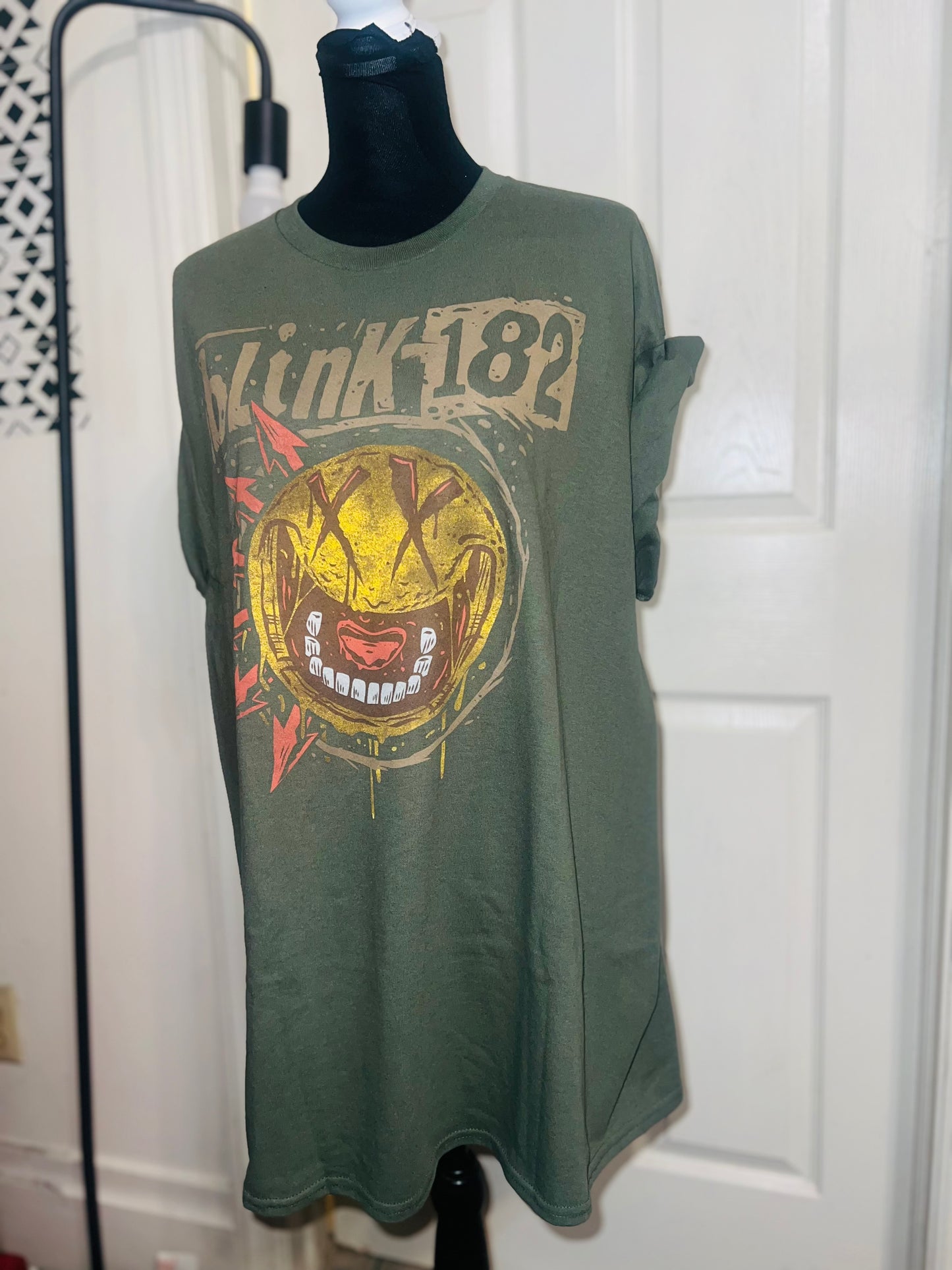 Blink 182 Oversized Distressed Tee