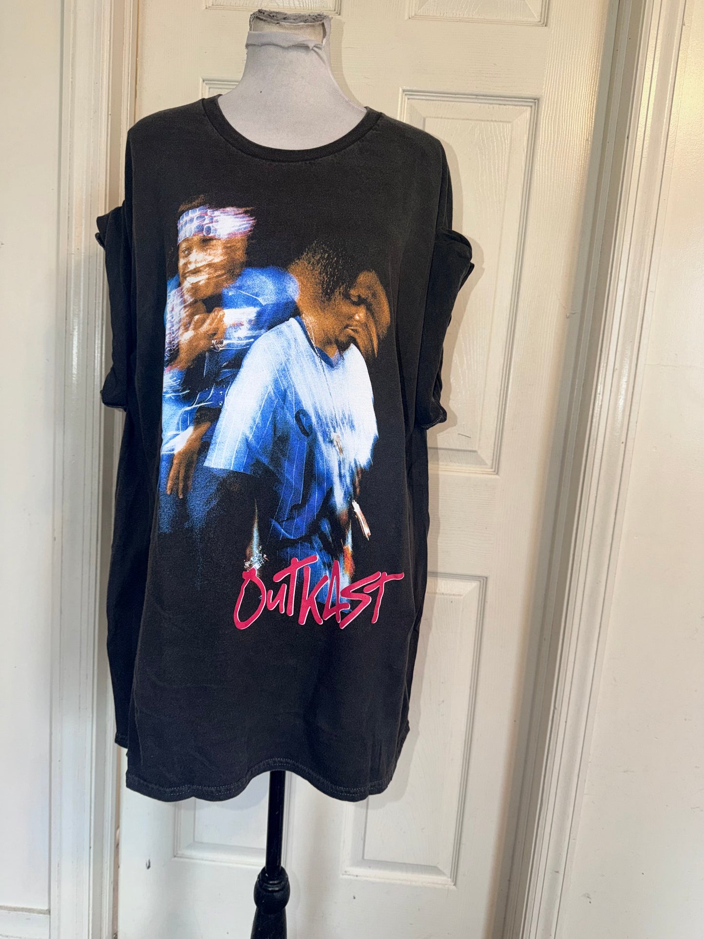 Outkast Oversized Tee