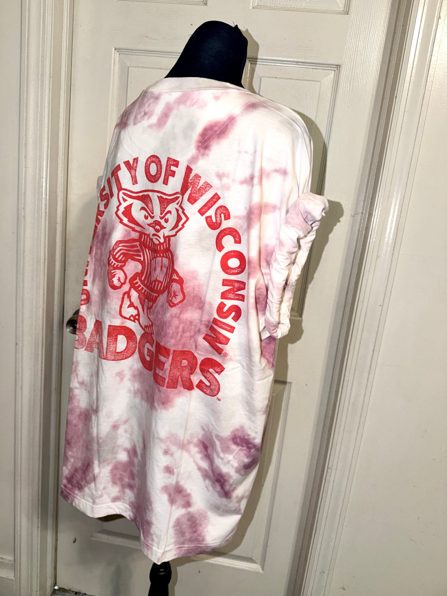 Wisconsin Badgers Oversized Double Sided Tee